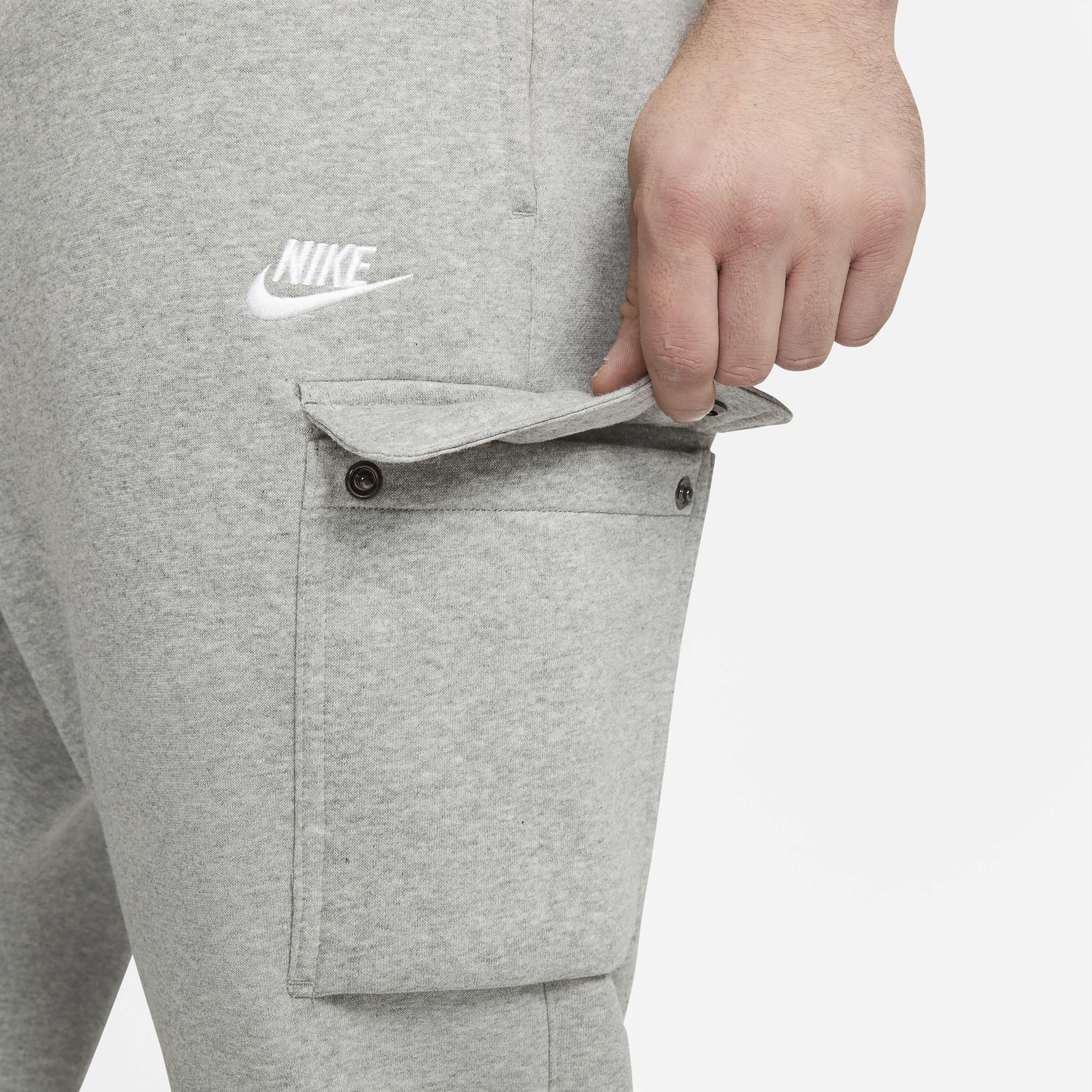 Nike club cuffed cargo pants shop