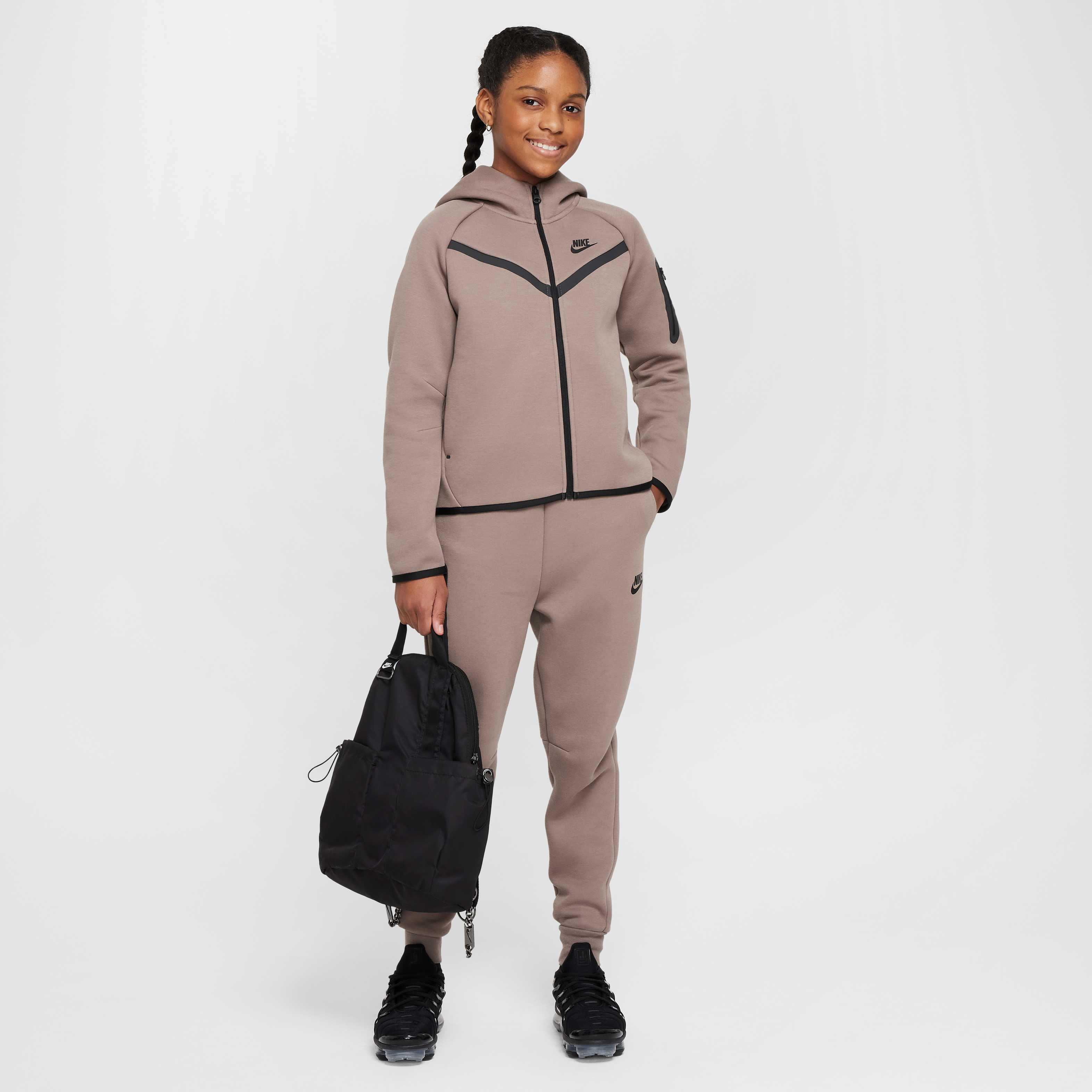 Nike Sportswear Tech Fleece image number 8