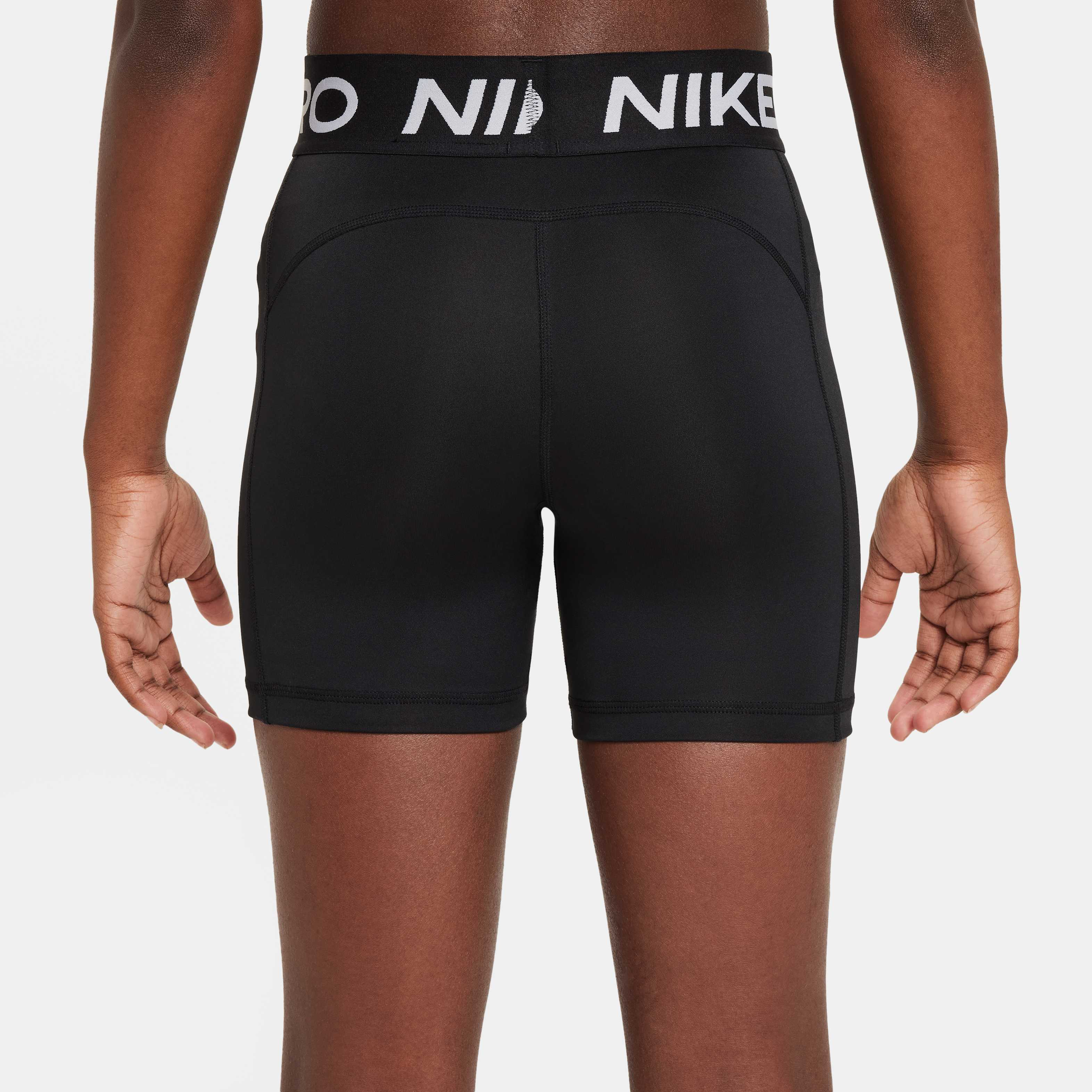 Nike Pro image number 2