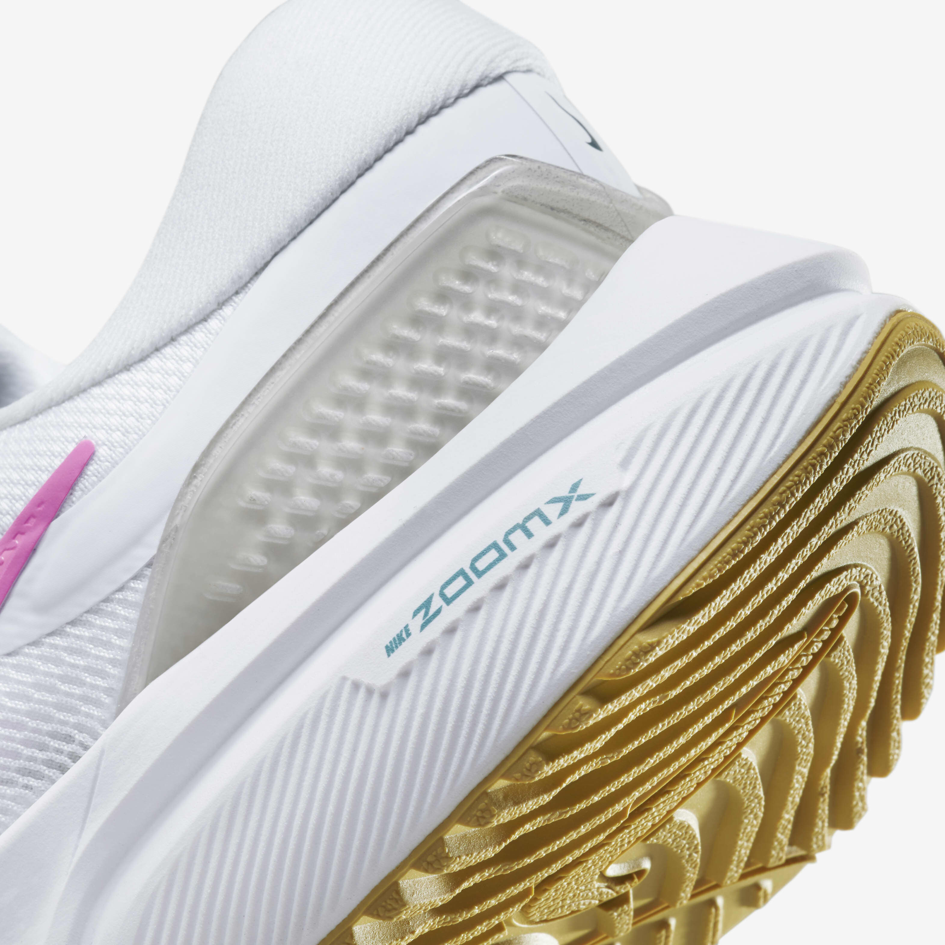 Nike Vomero 16 image number 7