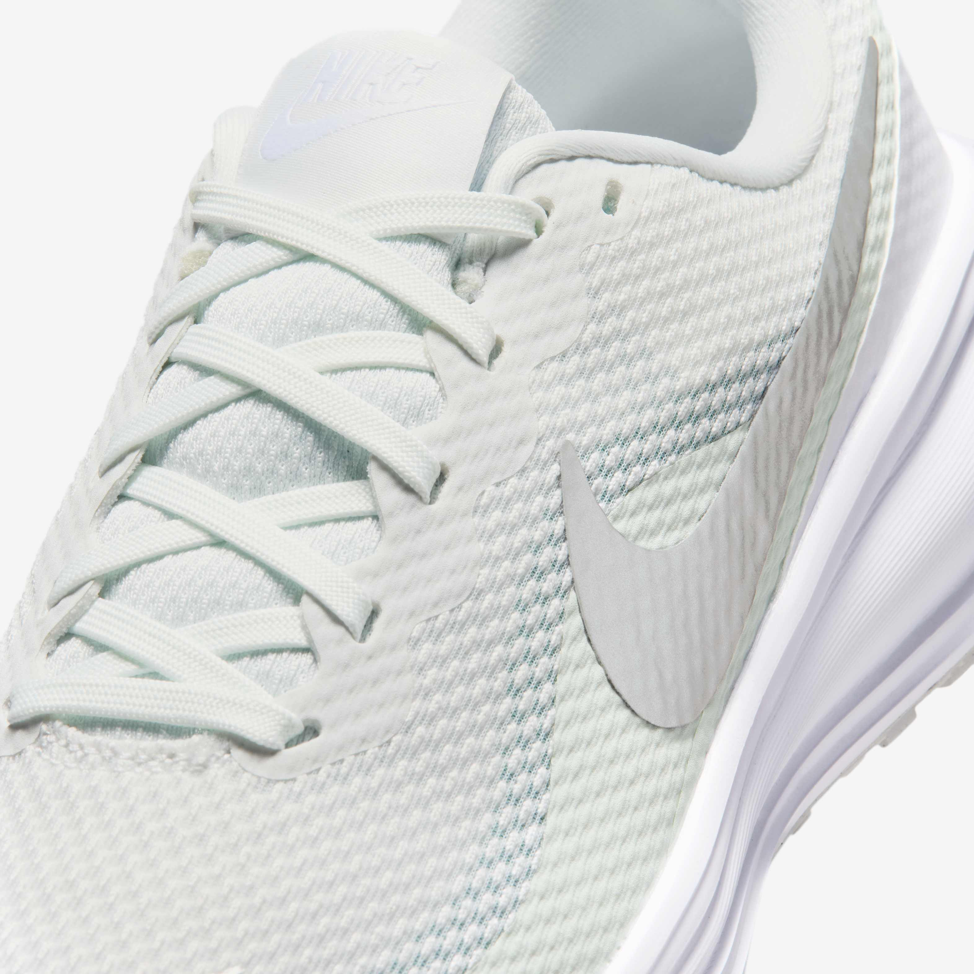 Zoom image