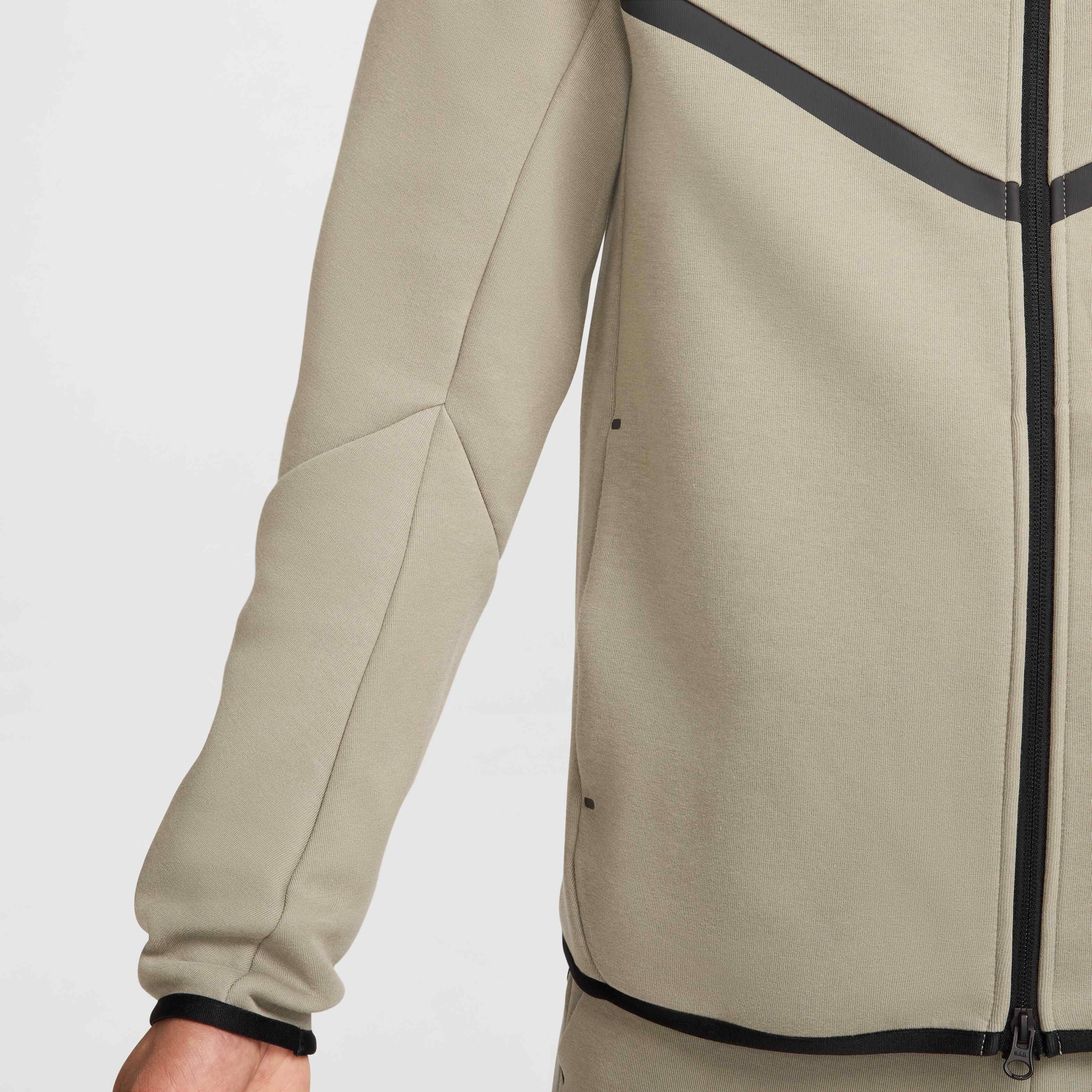 نايكي تك image number 5