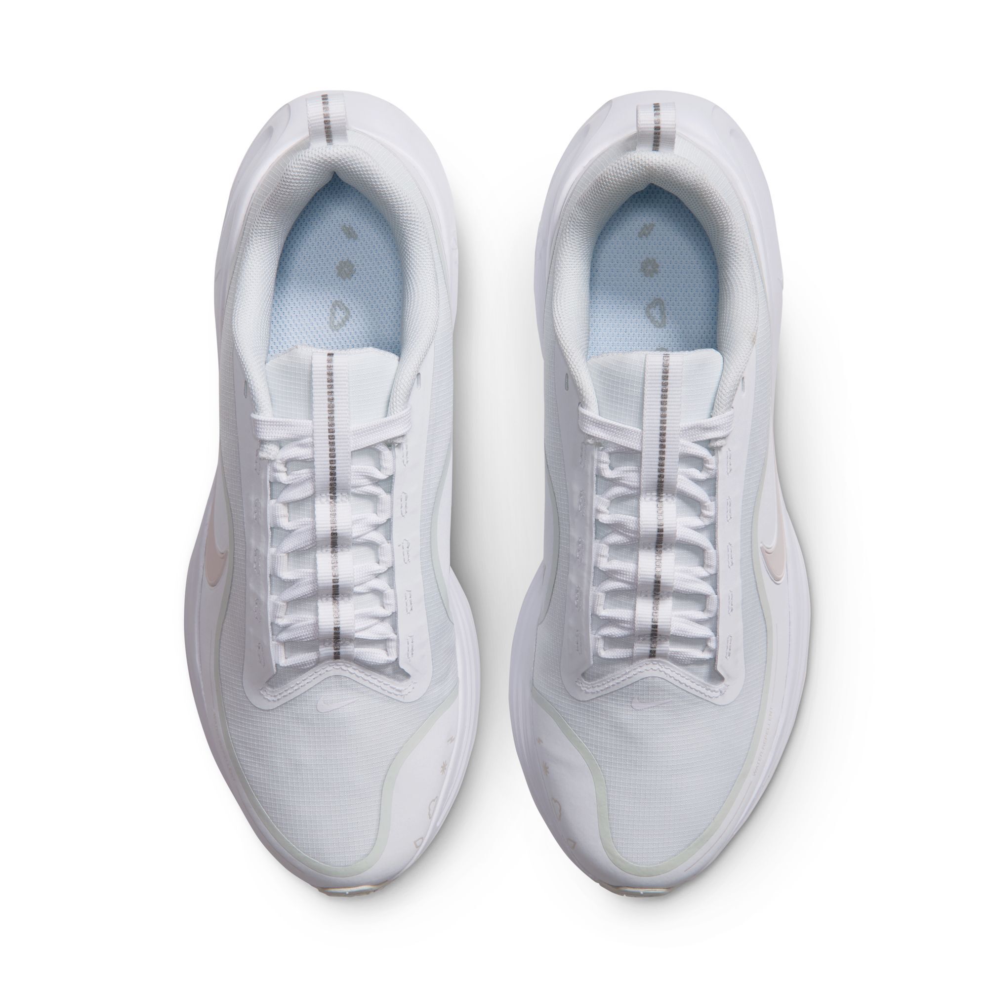 Nike Revolution 8 Utility image number 3