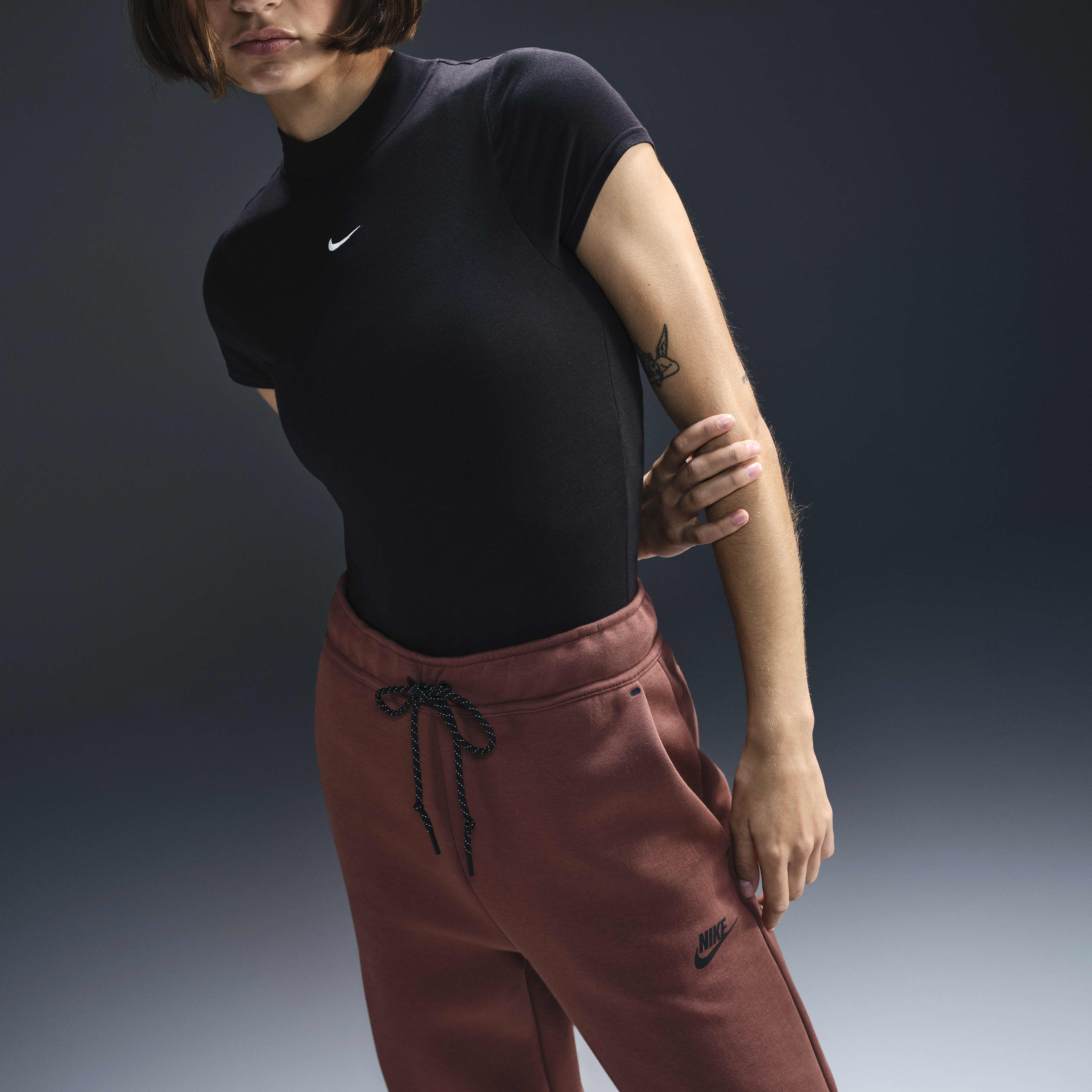 Nike Sportswear Tech Fleece image number 2