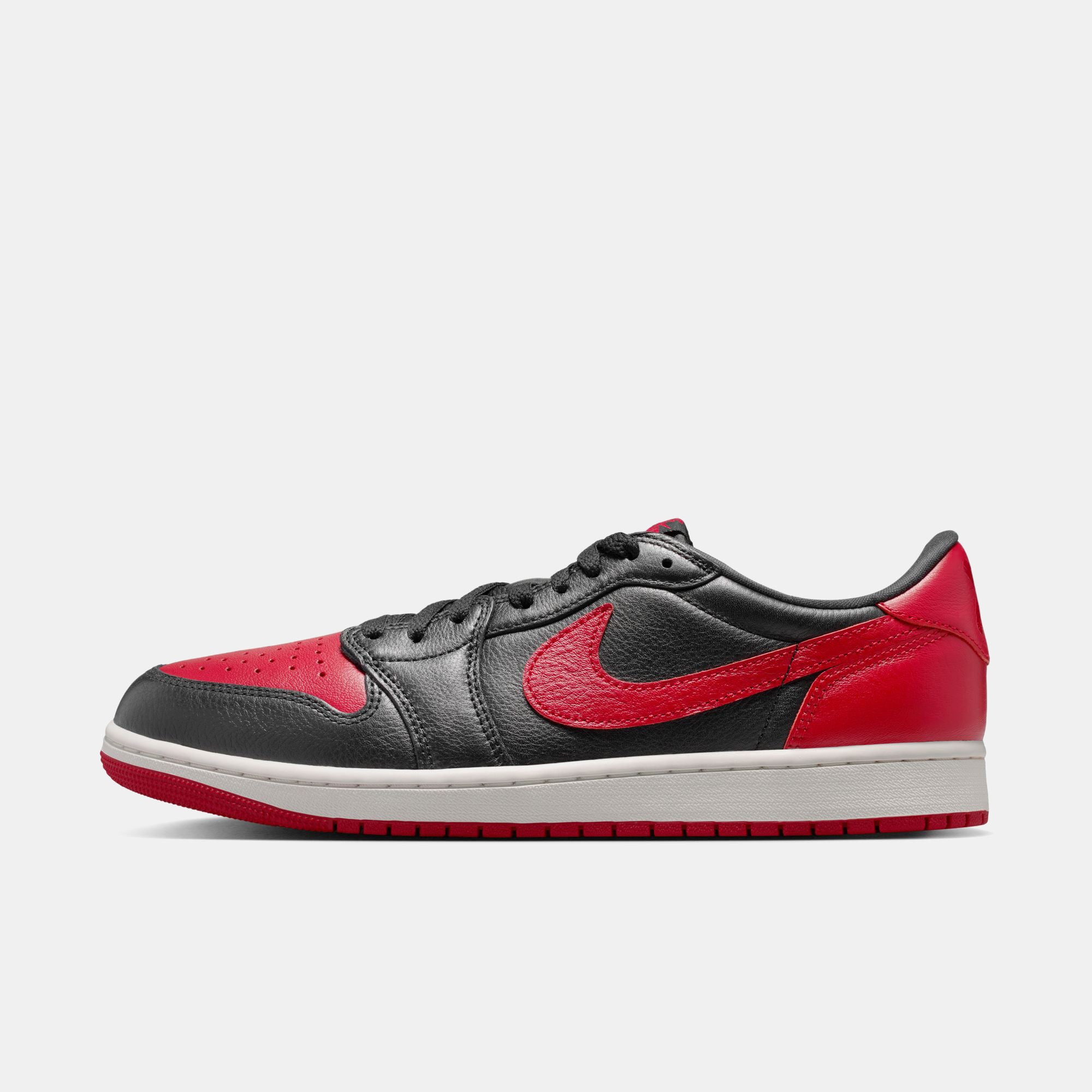 Air Jordan 1 Retro Low OG "Banned" image number 0