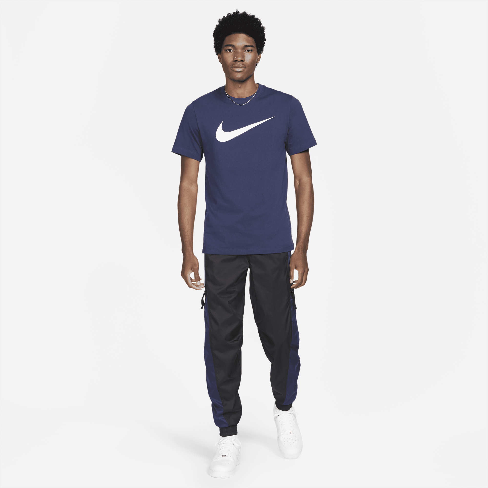 Nike outlet swoosh tee