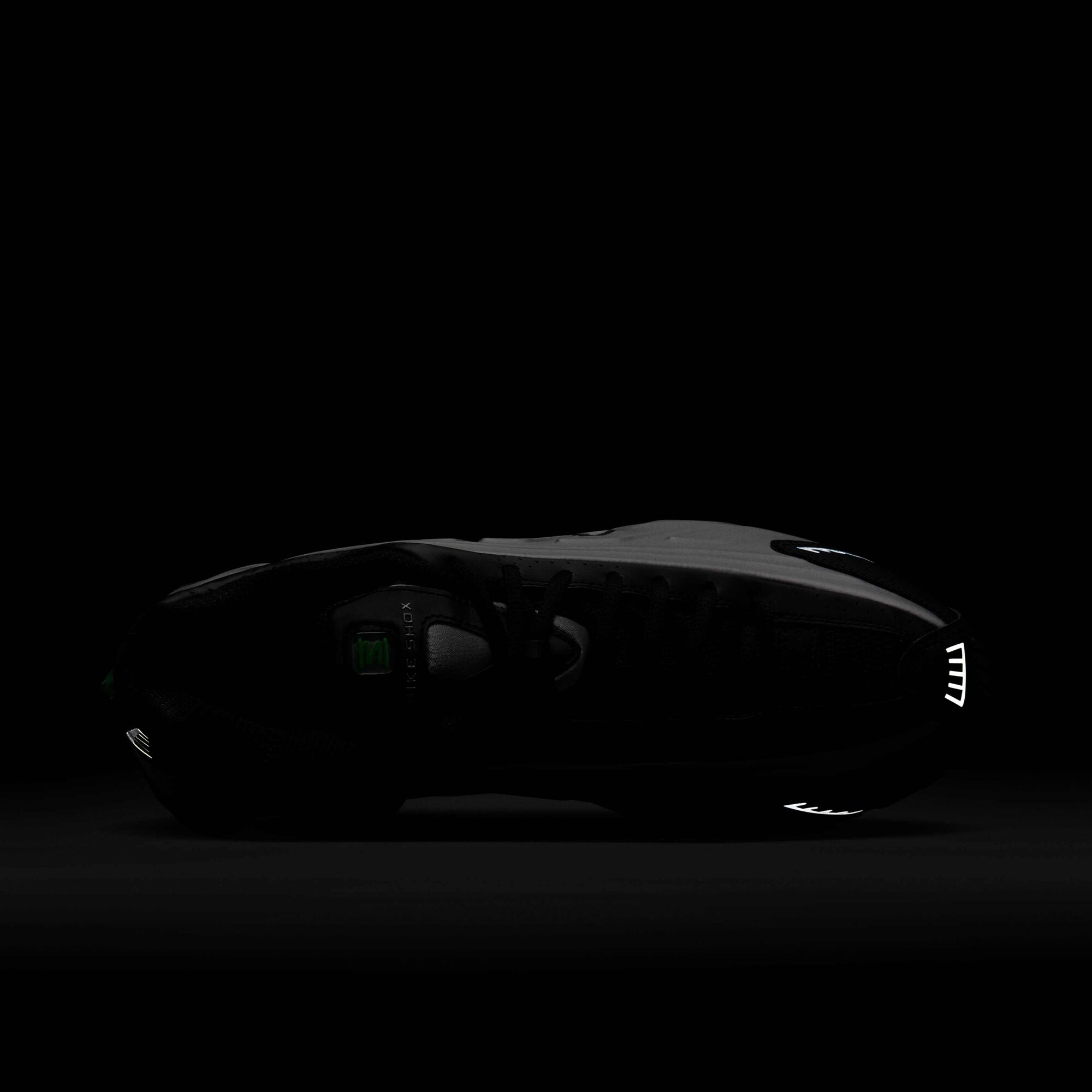 Zoom image