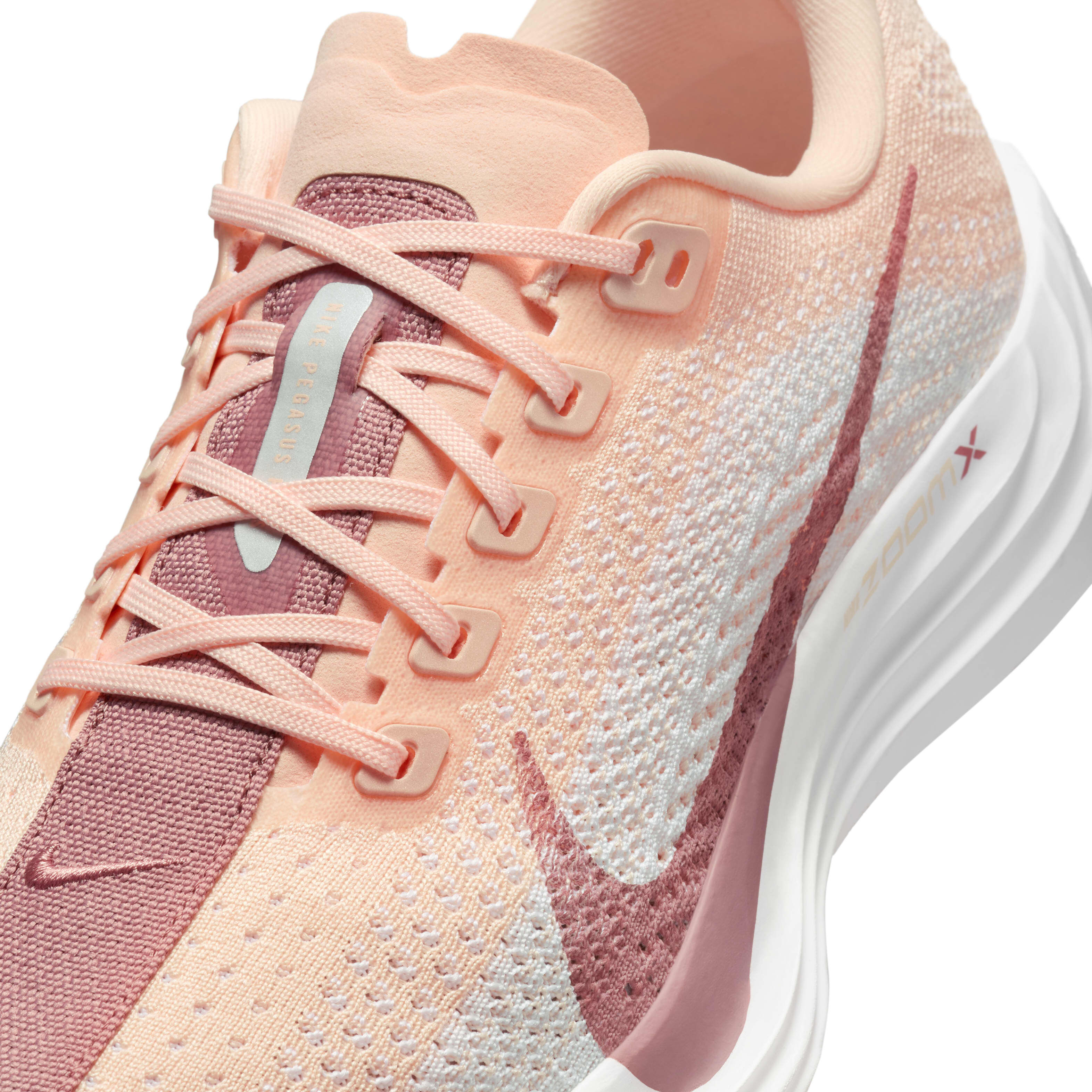 Super light nike shoes hotsell