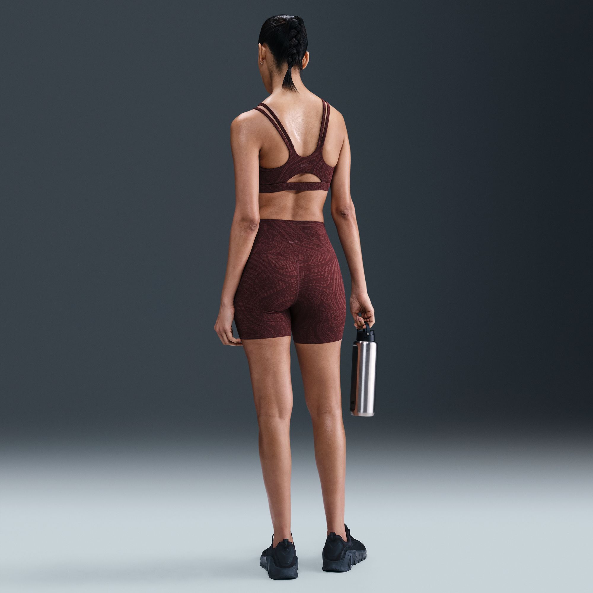 Nike Zenvy image number 2