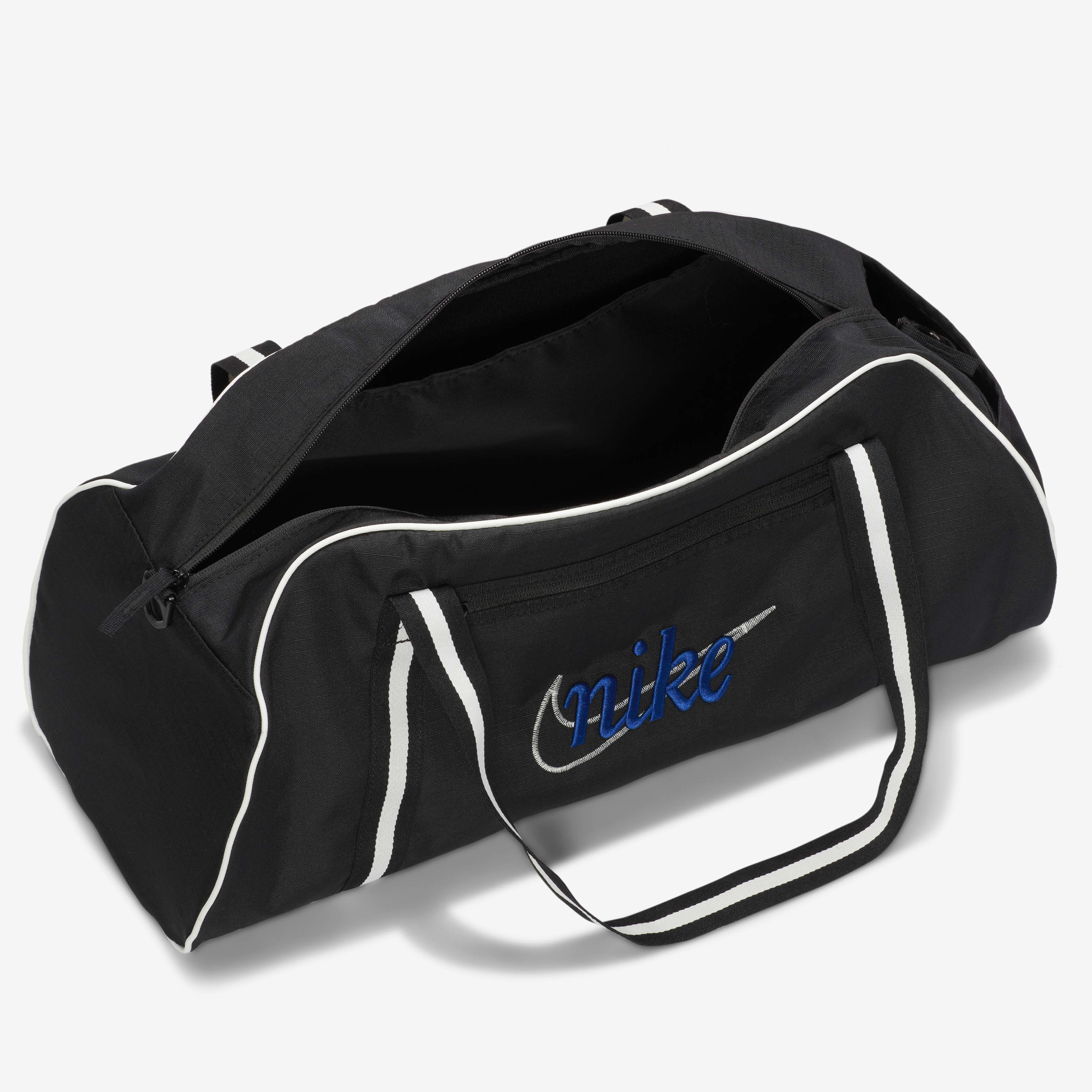 Nike Gym Club image number 4