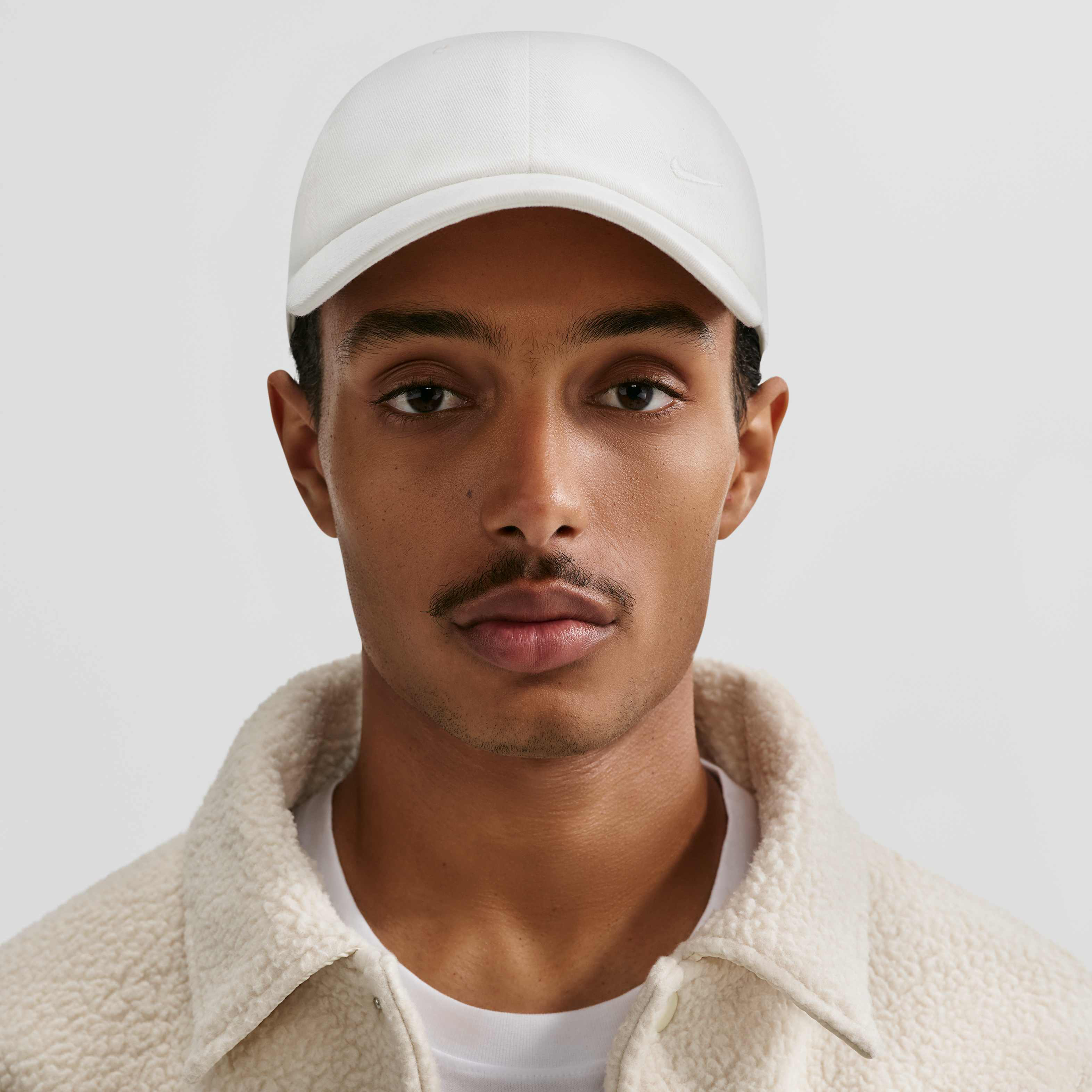 نايكي كلوب image number 2