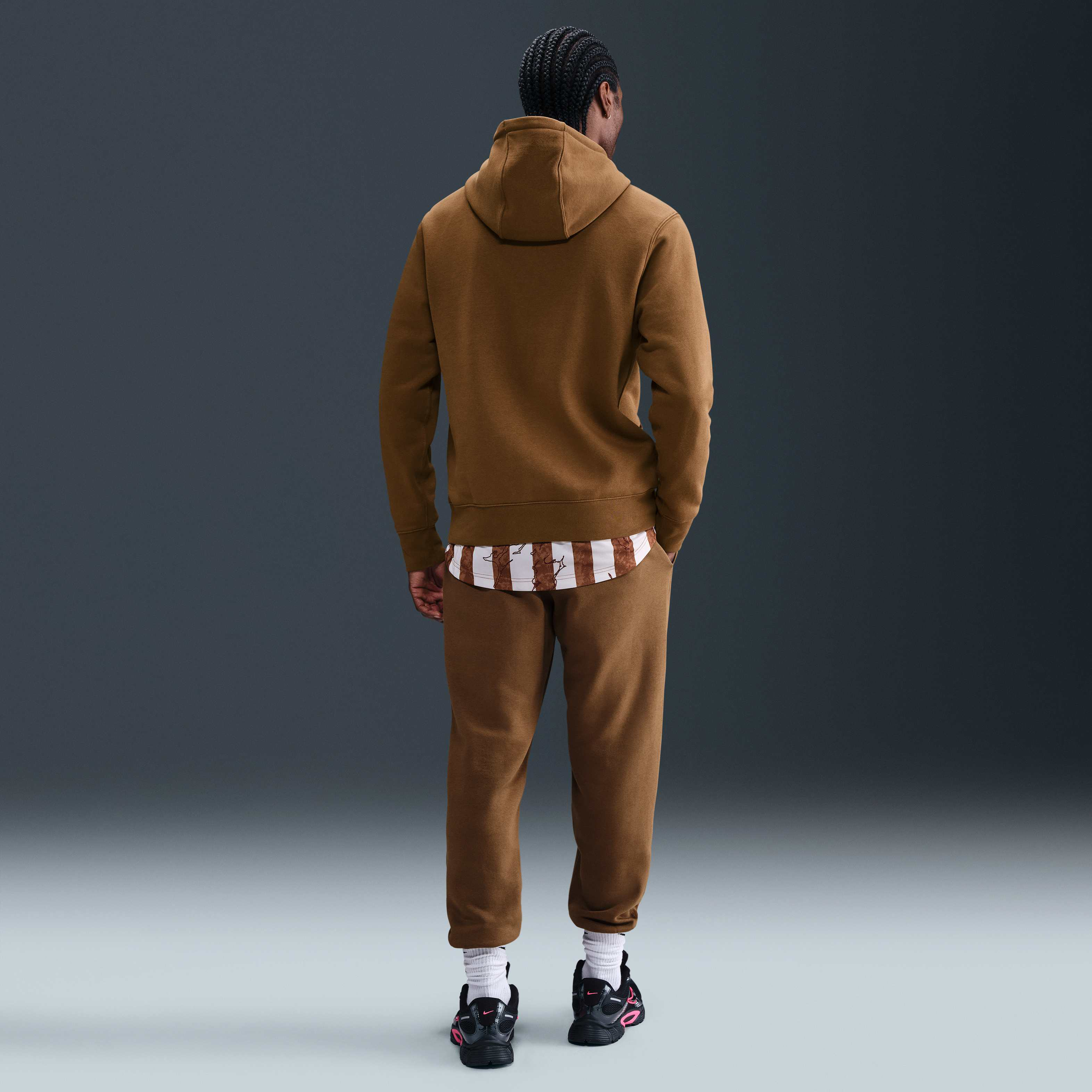 Nike Club image number 3
