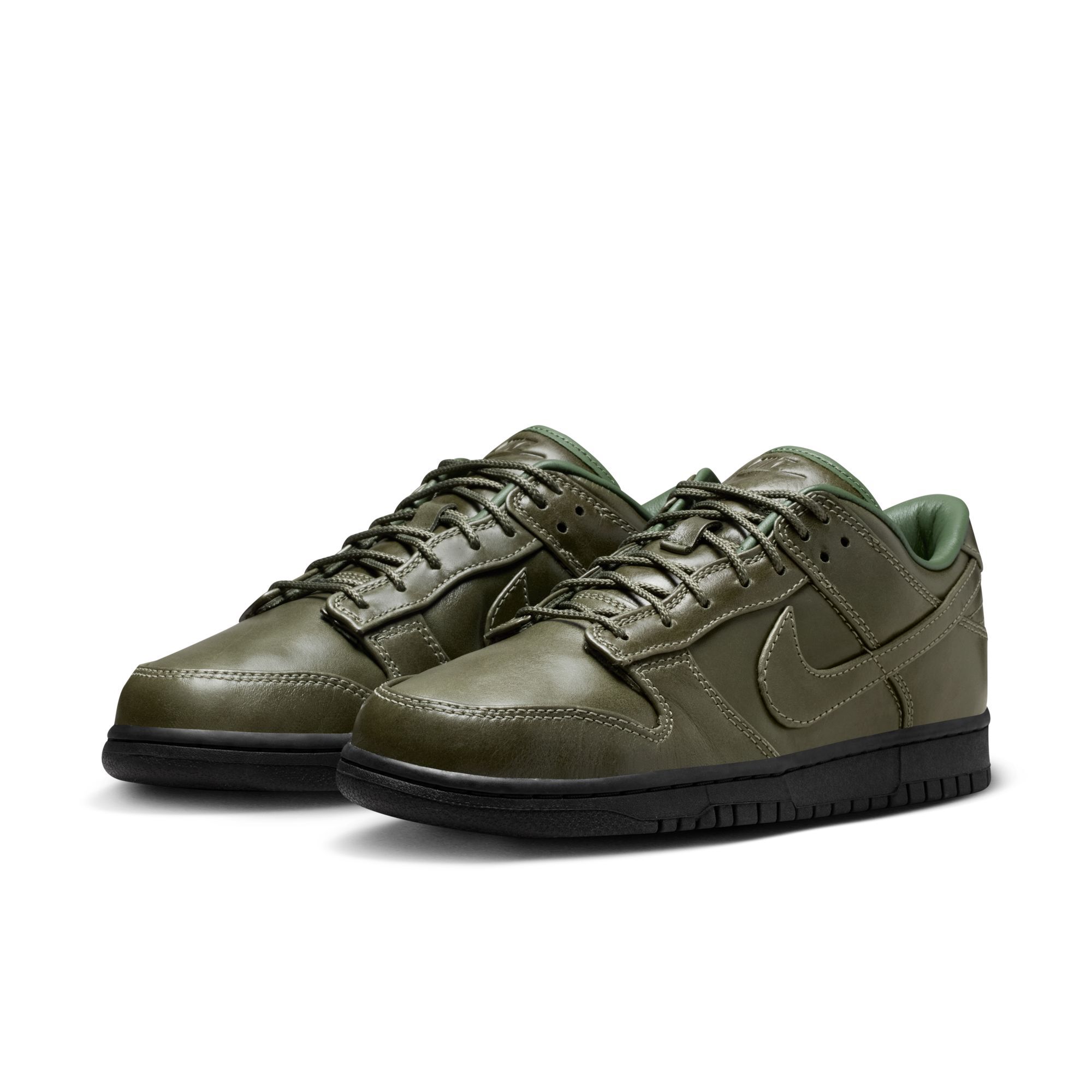Nike Dunk Low Retro Premium image number 2