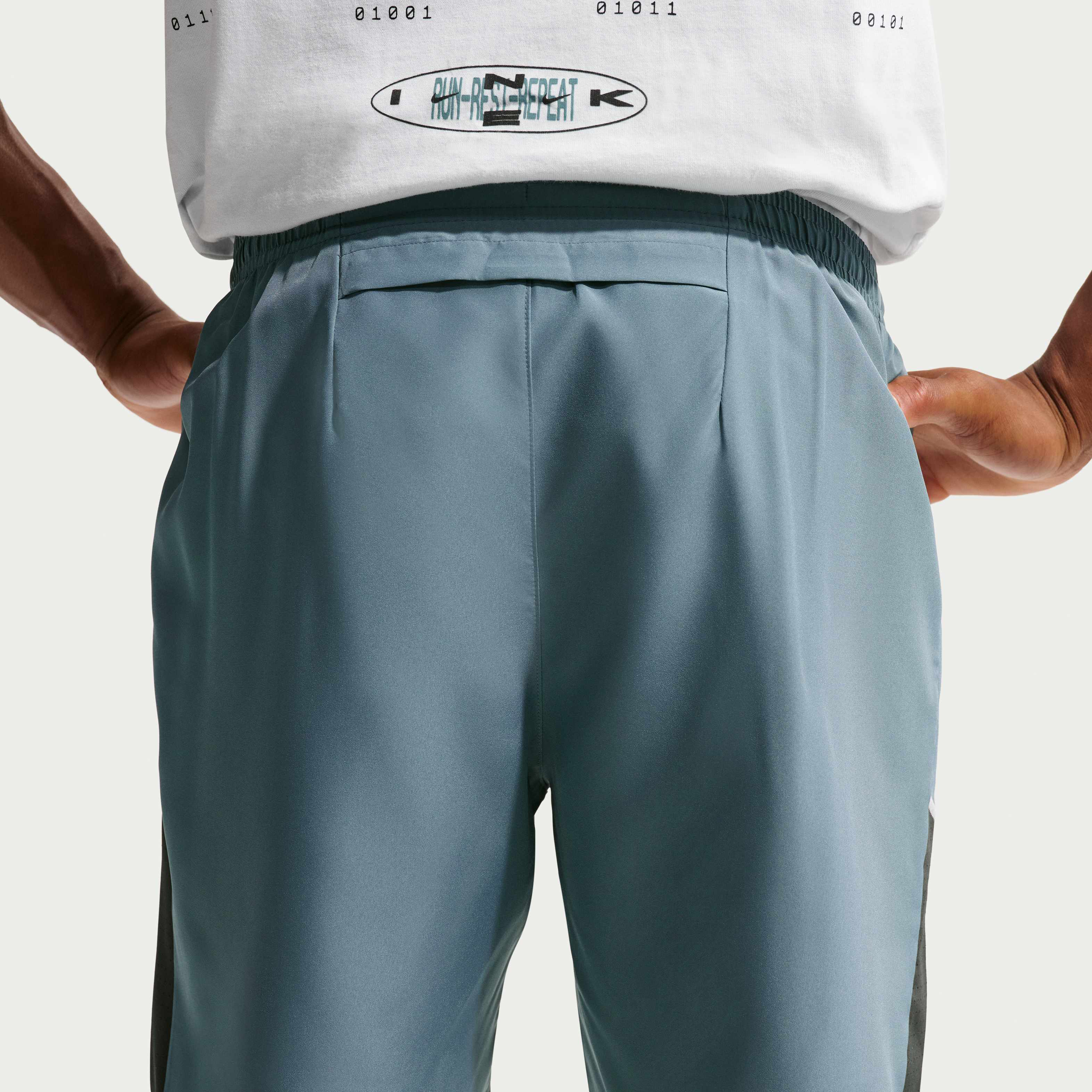 Nike Miler image number 2