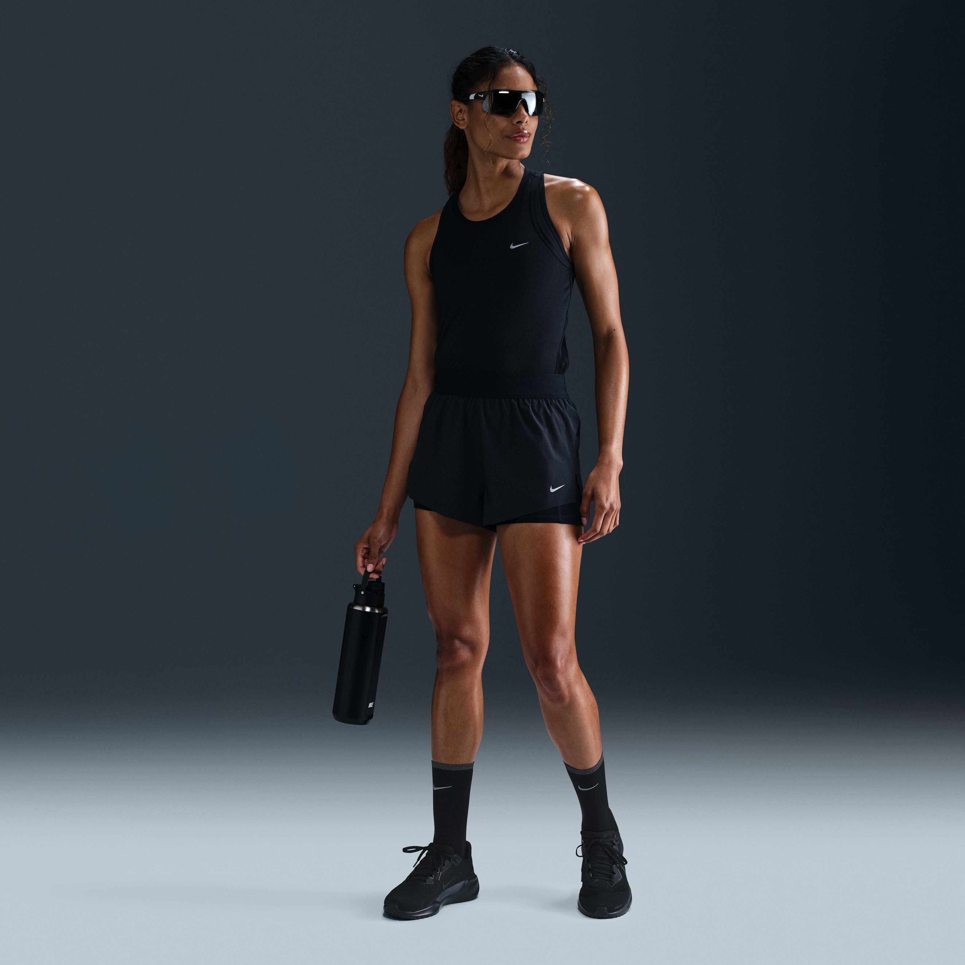 نايكي تيمبو image number 3