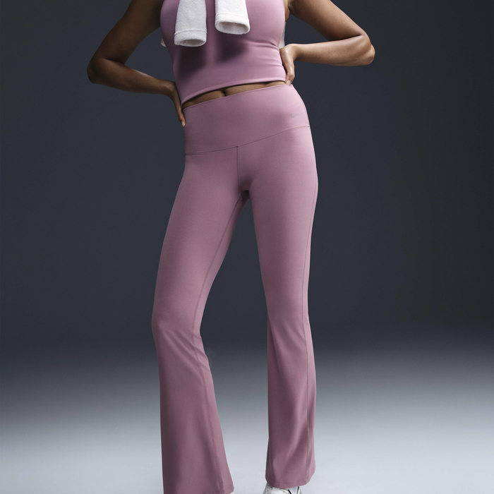 Nike Zenvy image number 4 Nike Zenvy image number 4