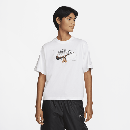 Nike dubai t best sale shirt