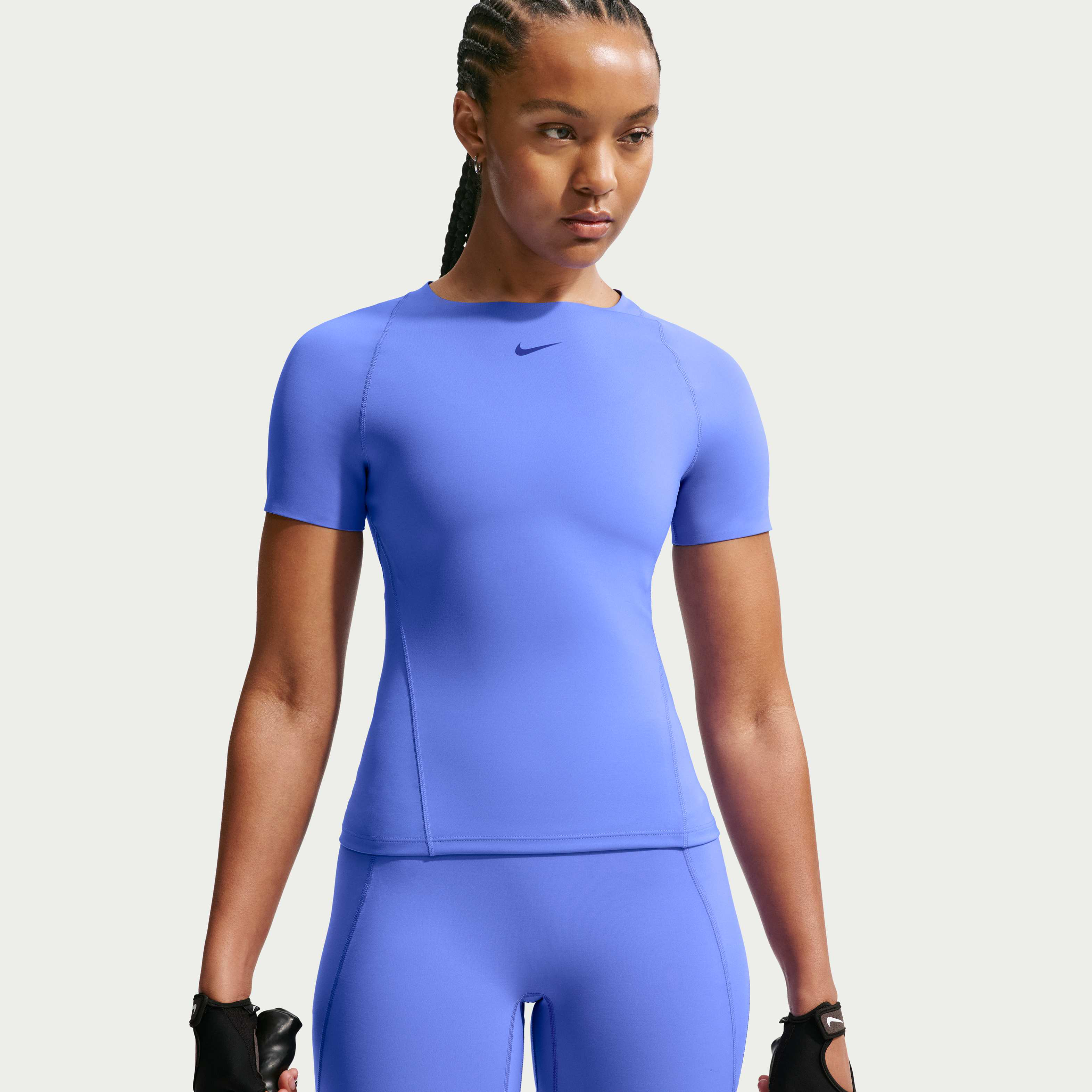 Nike Universa image number 0