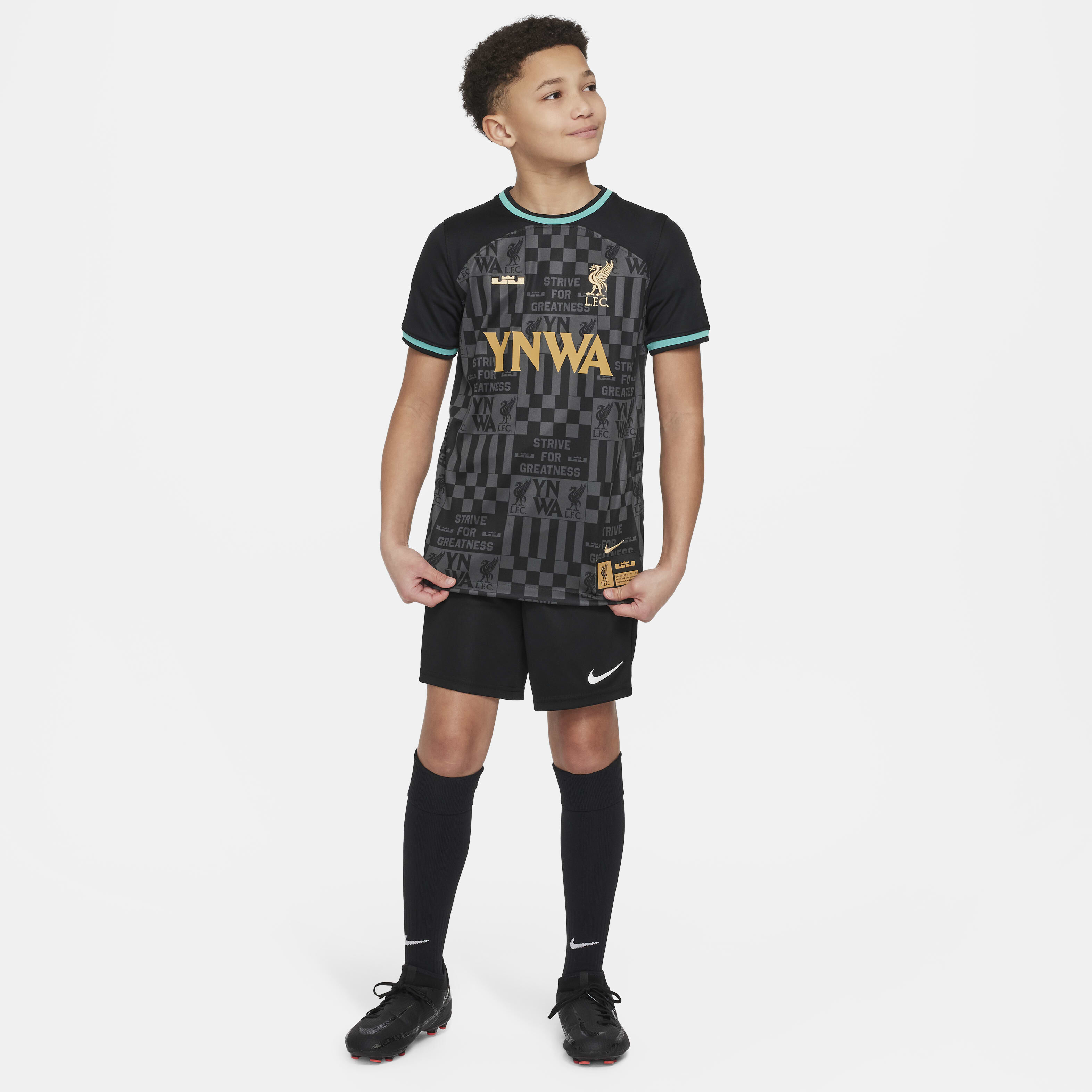 Buy LeBron x Liverpool F.C. Stadium Older Kids' Nike Dri-FIT