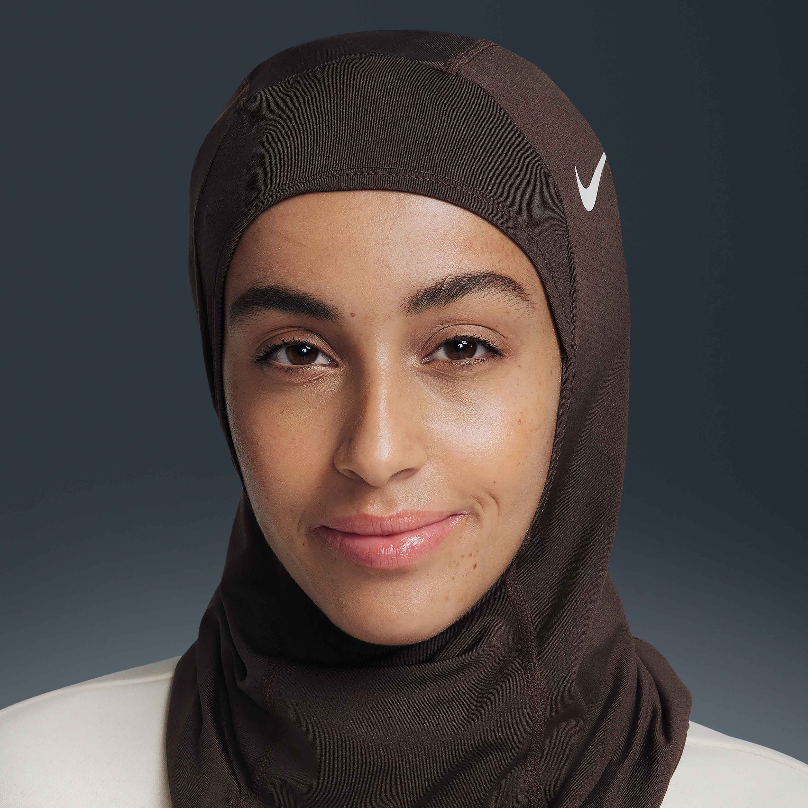 Nike Pro image number 0