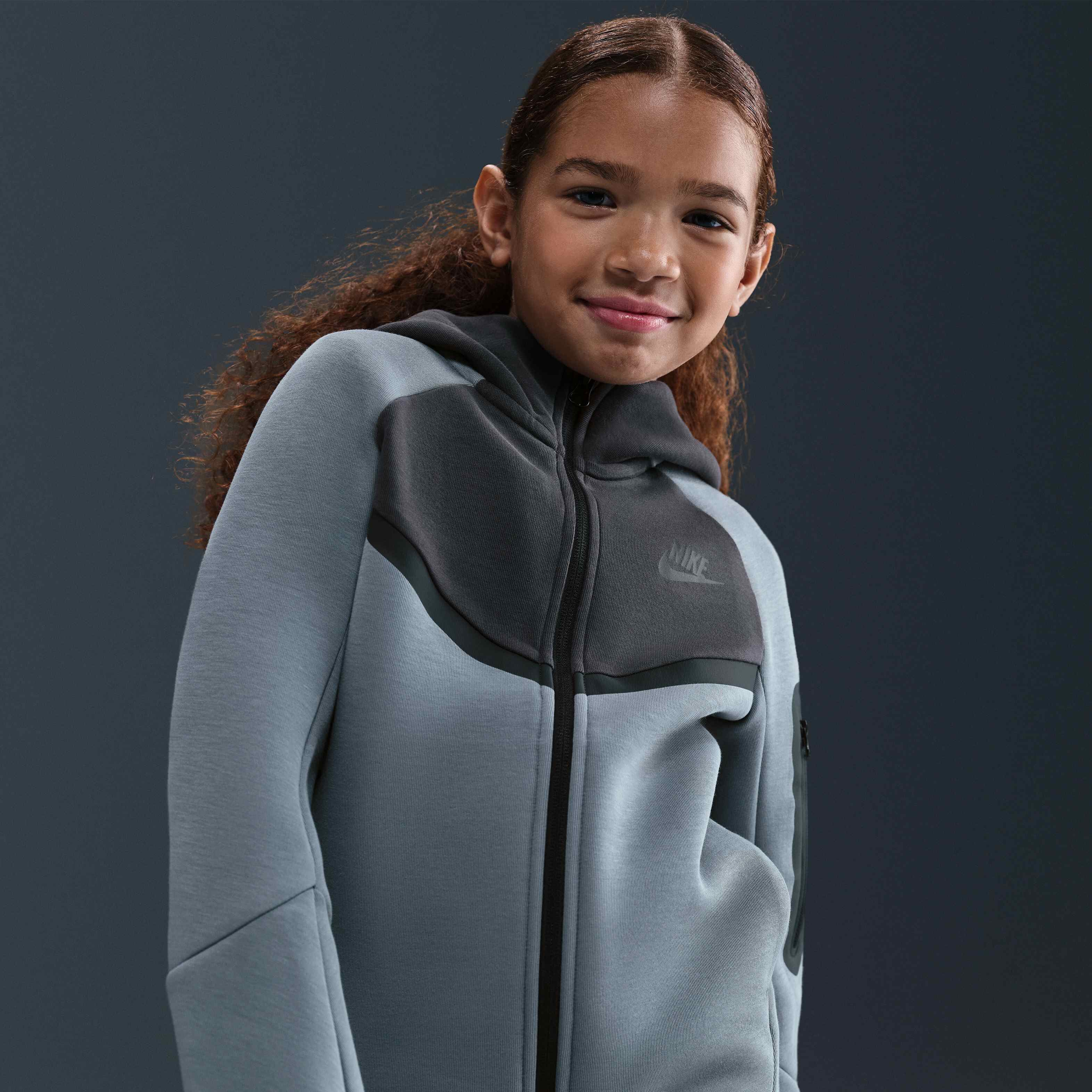 Nike Sportswear Tech Fleece image number 1