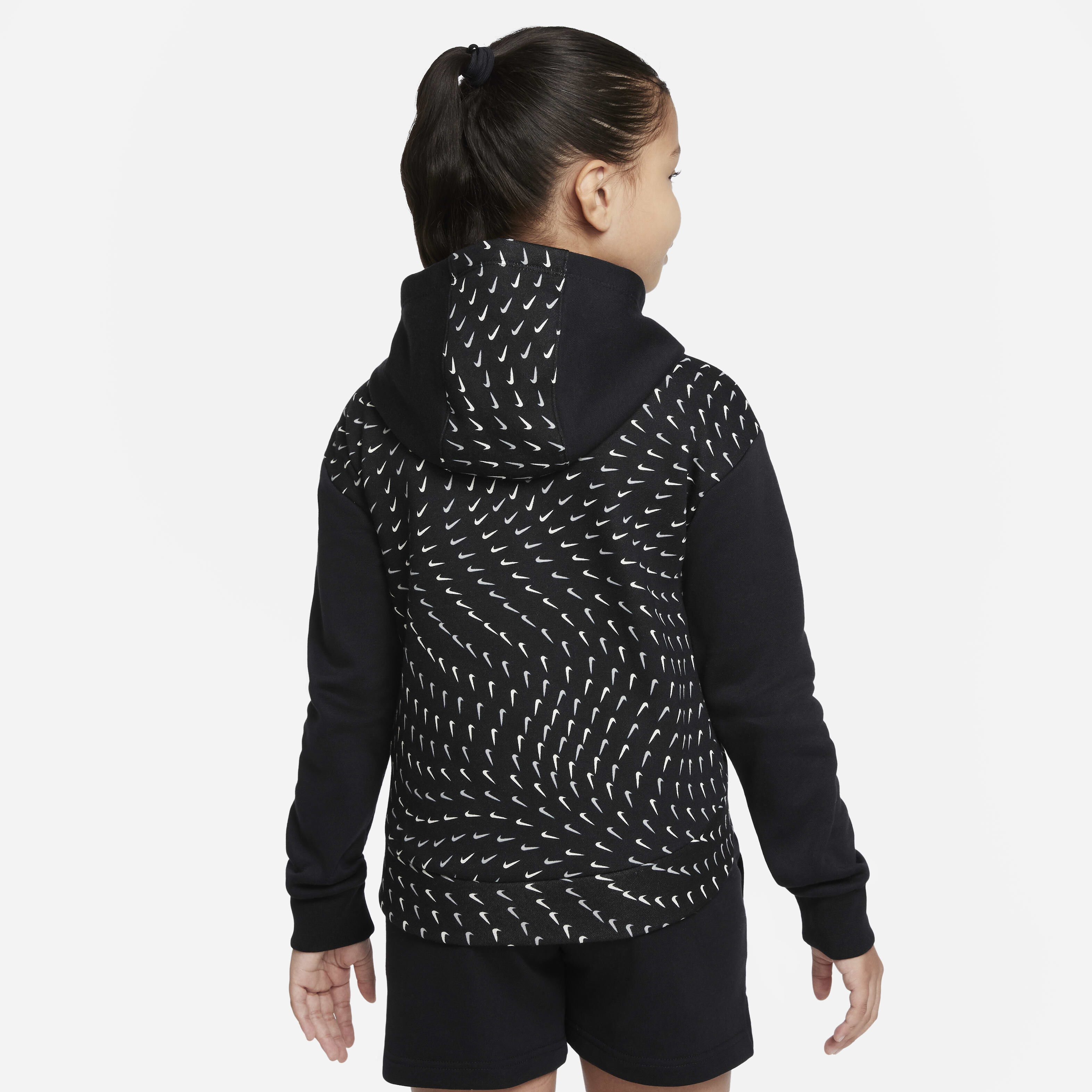 نايكي سبورتسوير image number 1