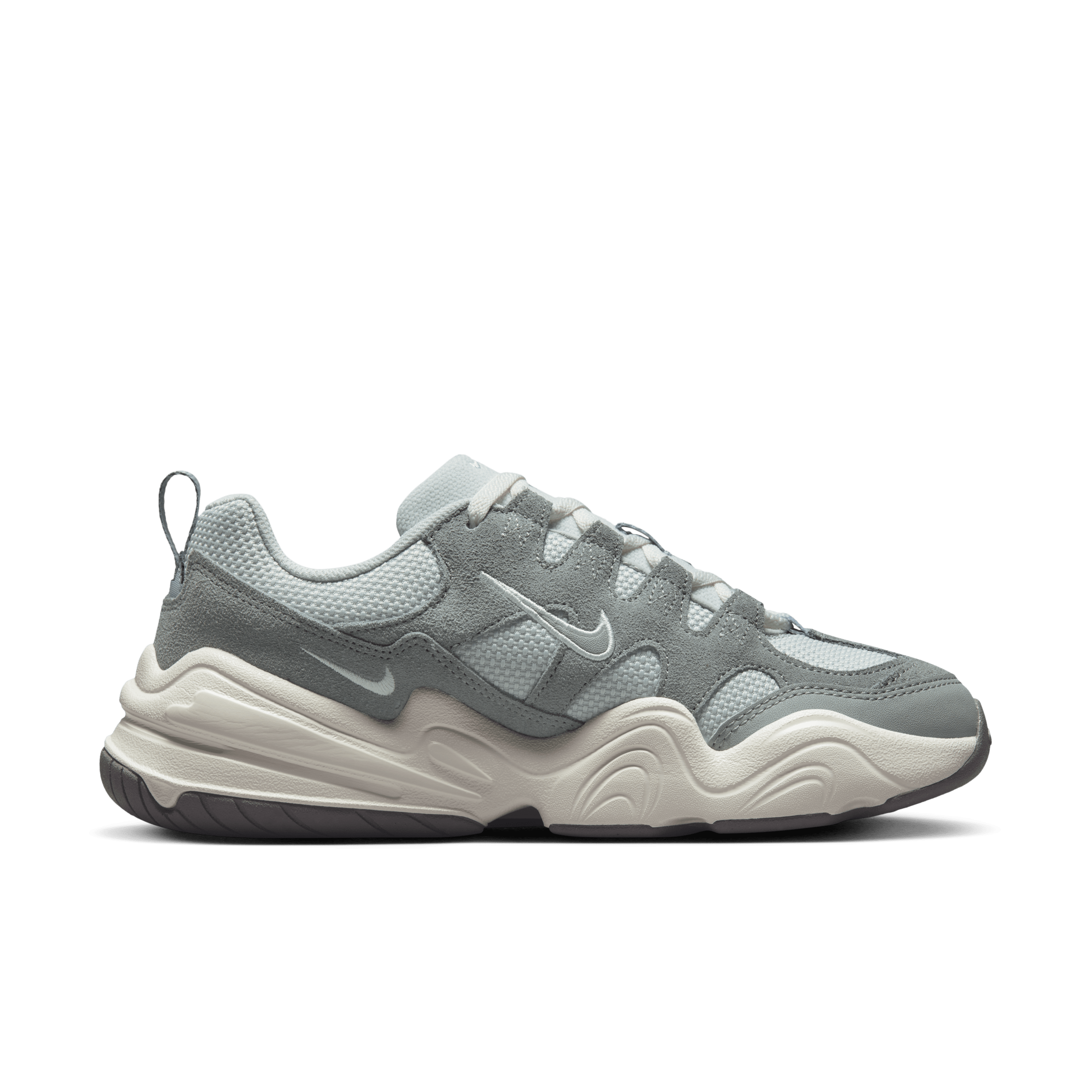 Shop Tech Hera Women's shoes Nike UAE