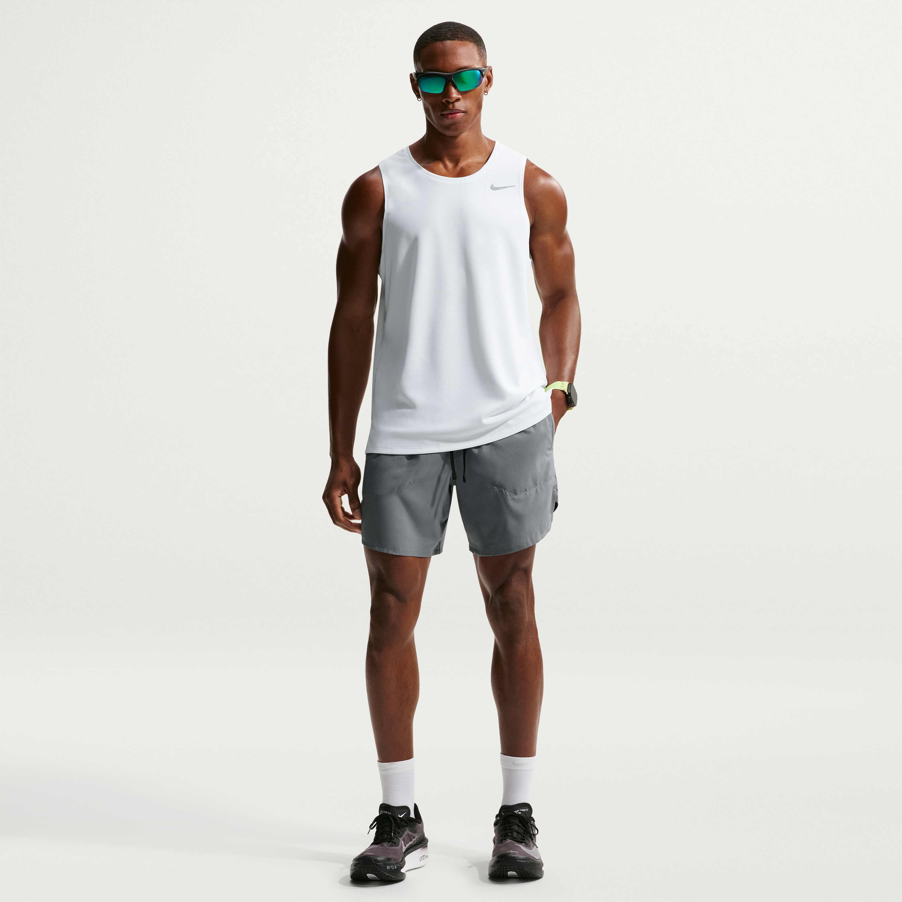 Nike Stride image number 0