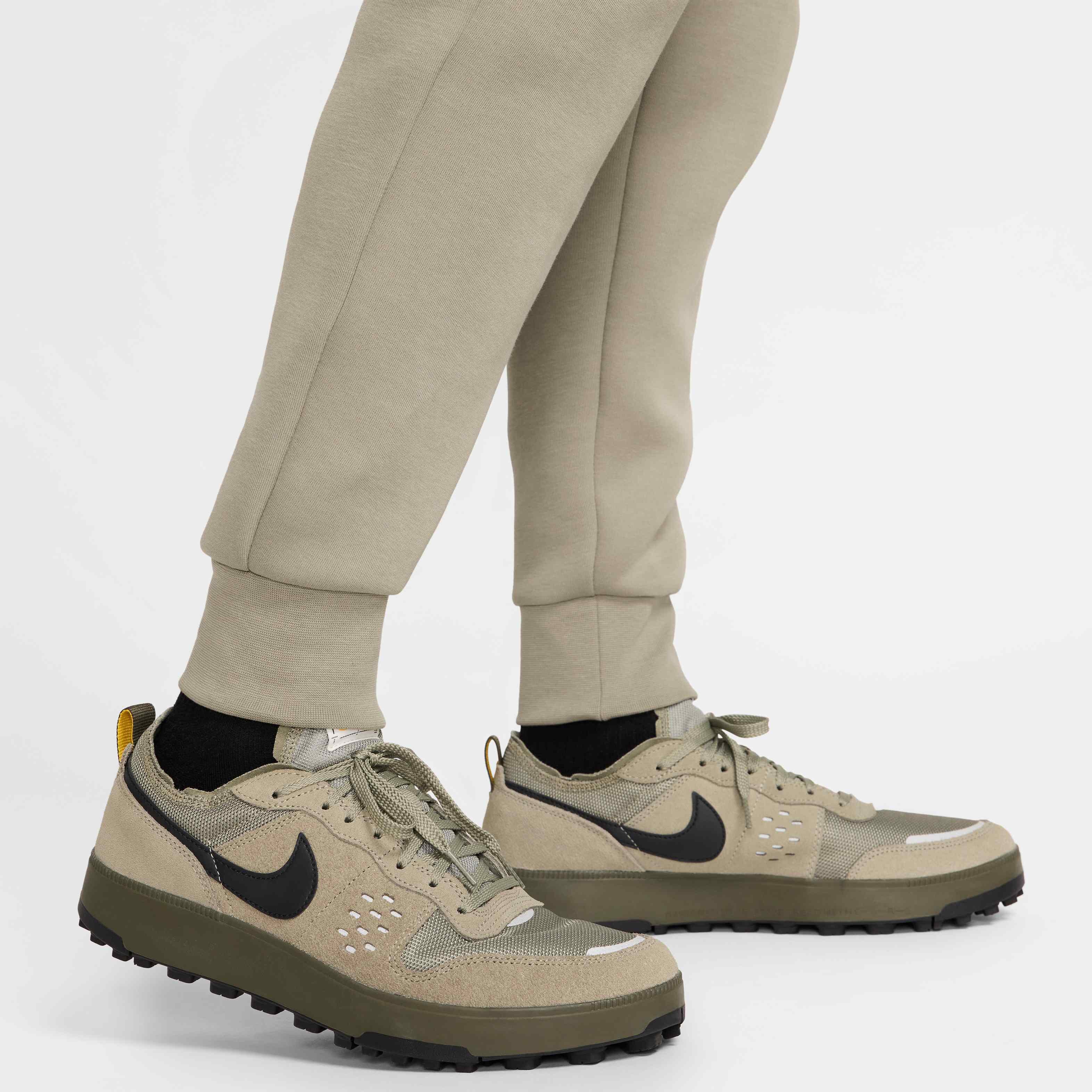 Nike Tech image number 7