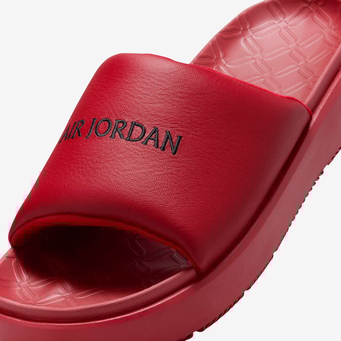 Jordan Sophia image number 5 Jordan Sophia image number 5