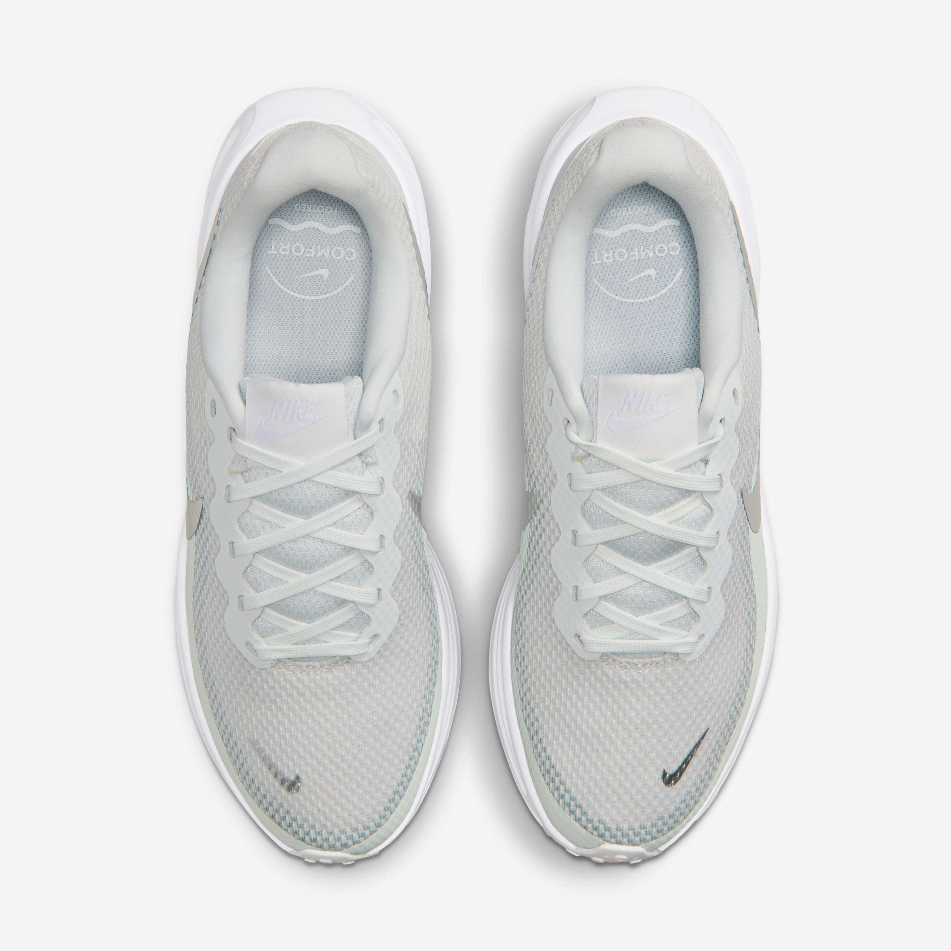 Nike Revolution 8 image number 3