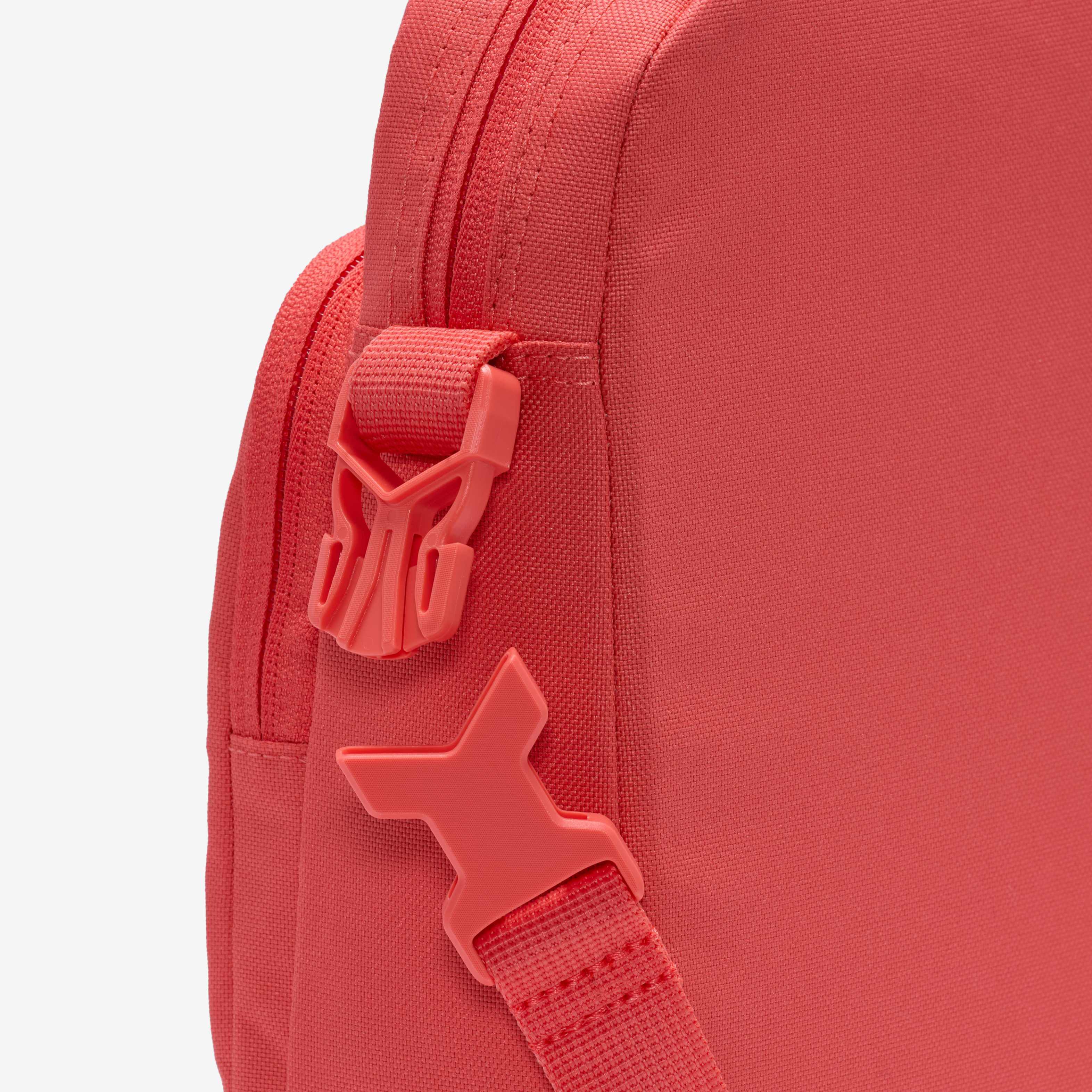 نايكي هيرتدج image number 5