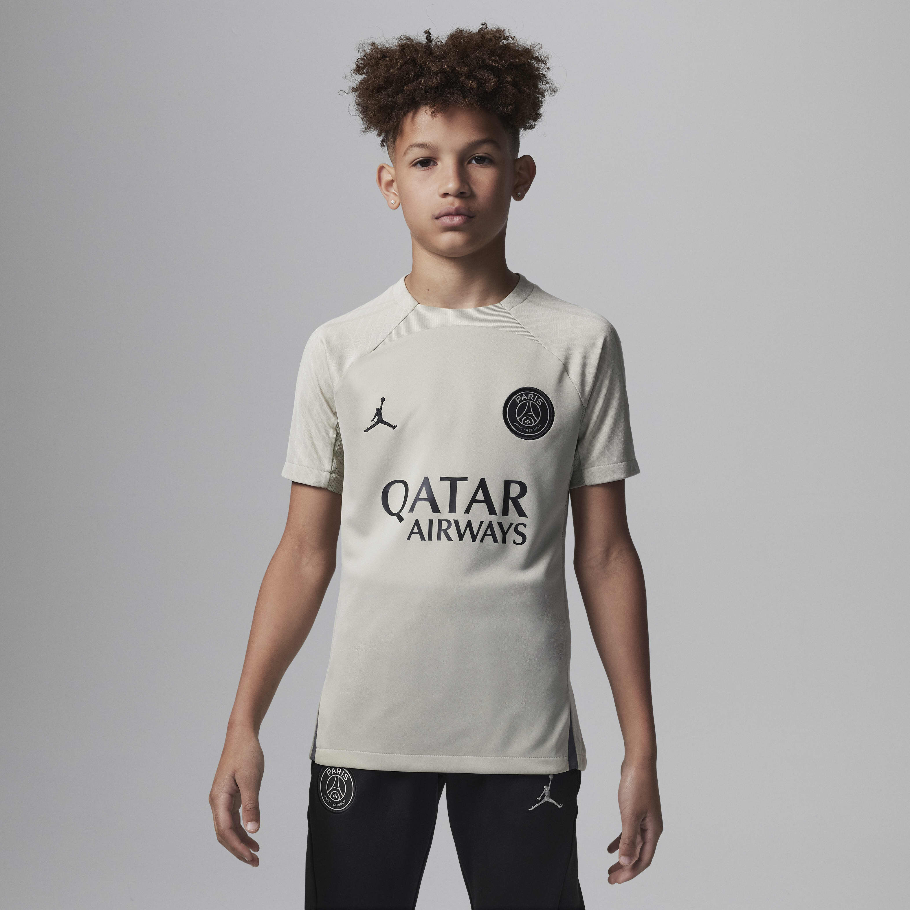 Buy Paris Saint-Germain Strike Third Older Kids' Jordan Dri