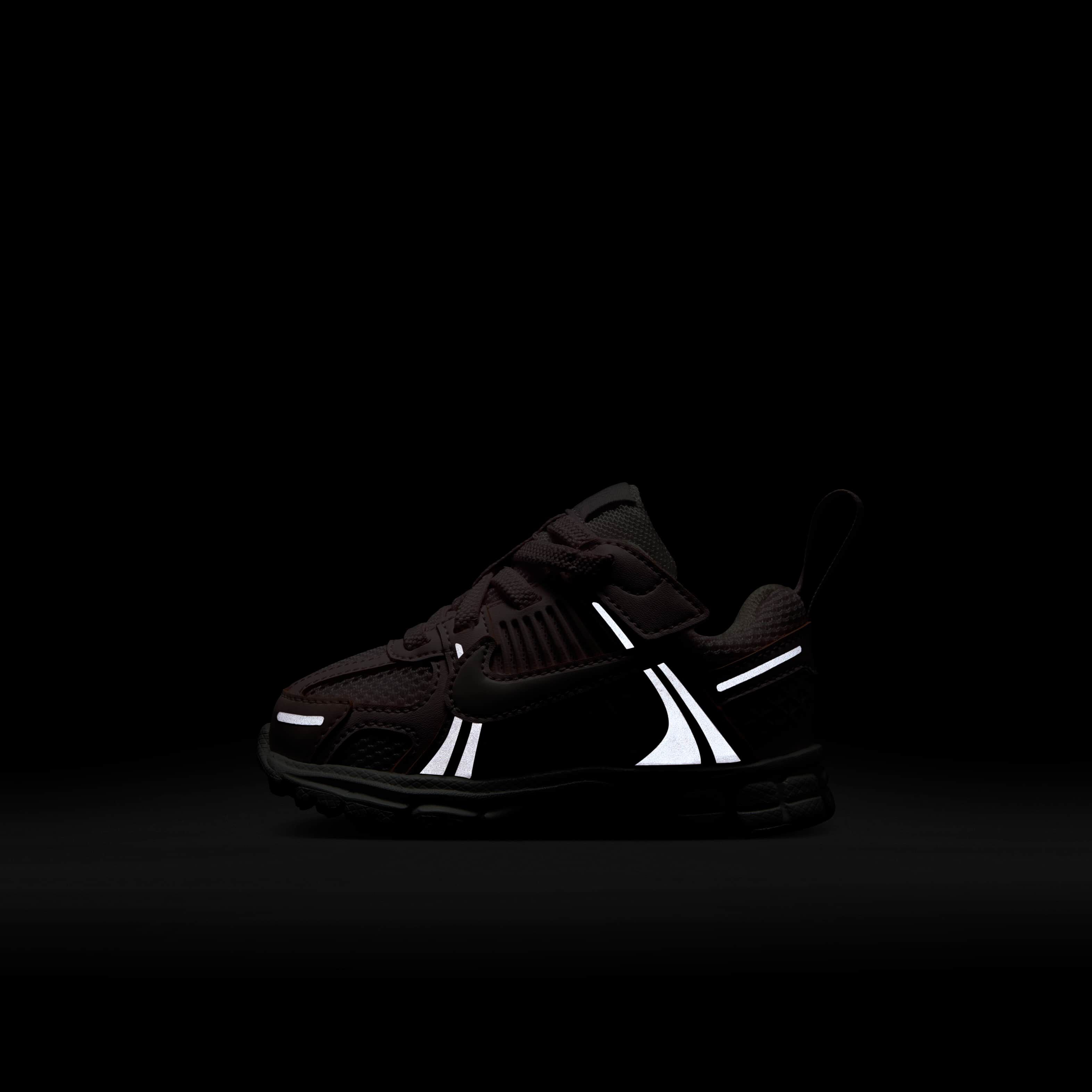 Nike Vomero 5 image number 9