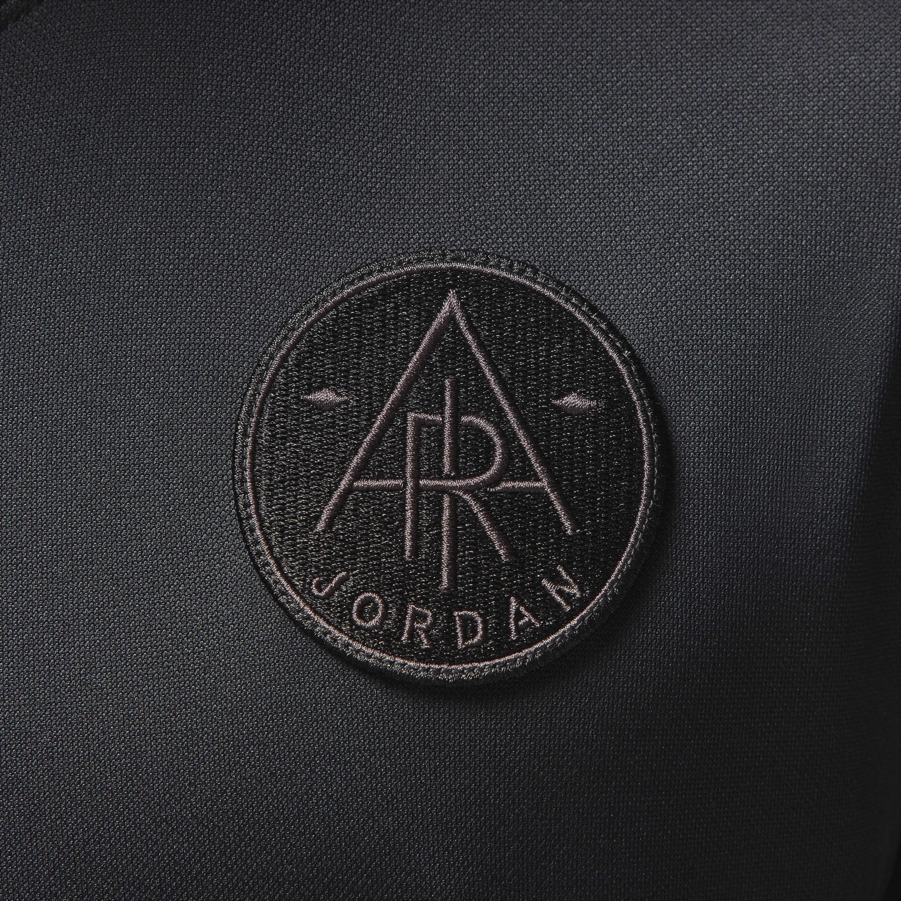 Jordan Essentials image number 3