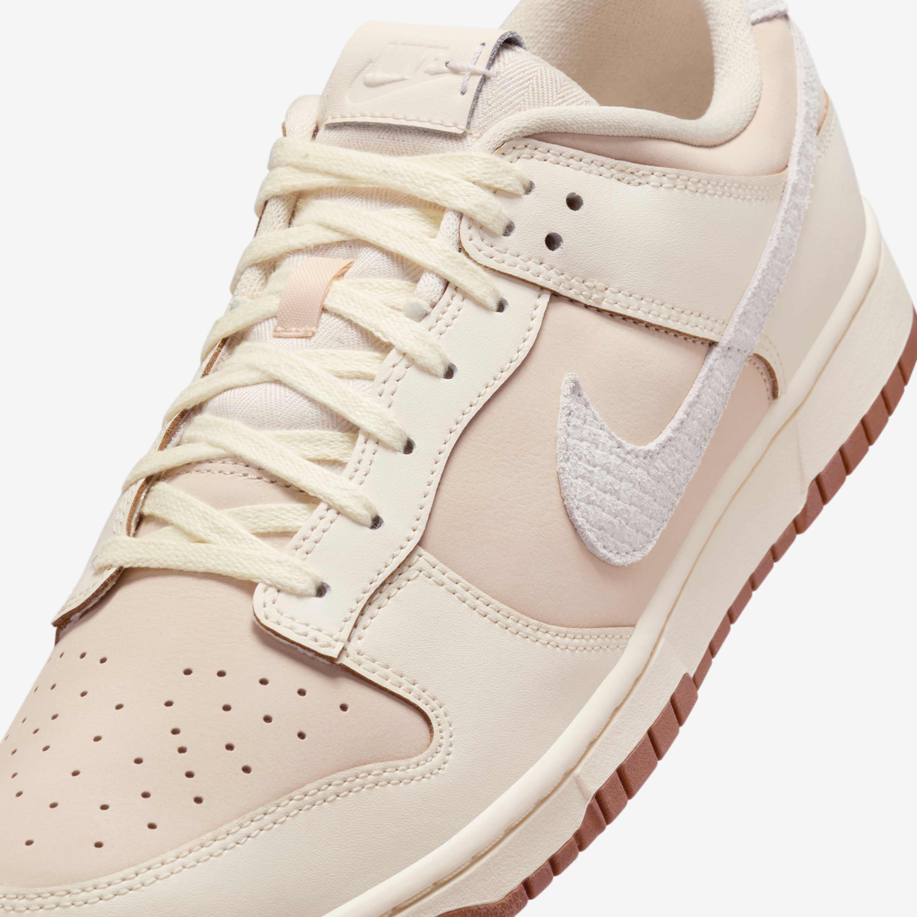 نايكي دانك لو ريترو image number 6