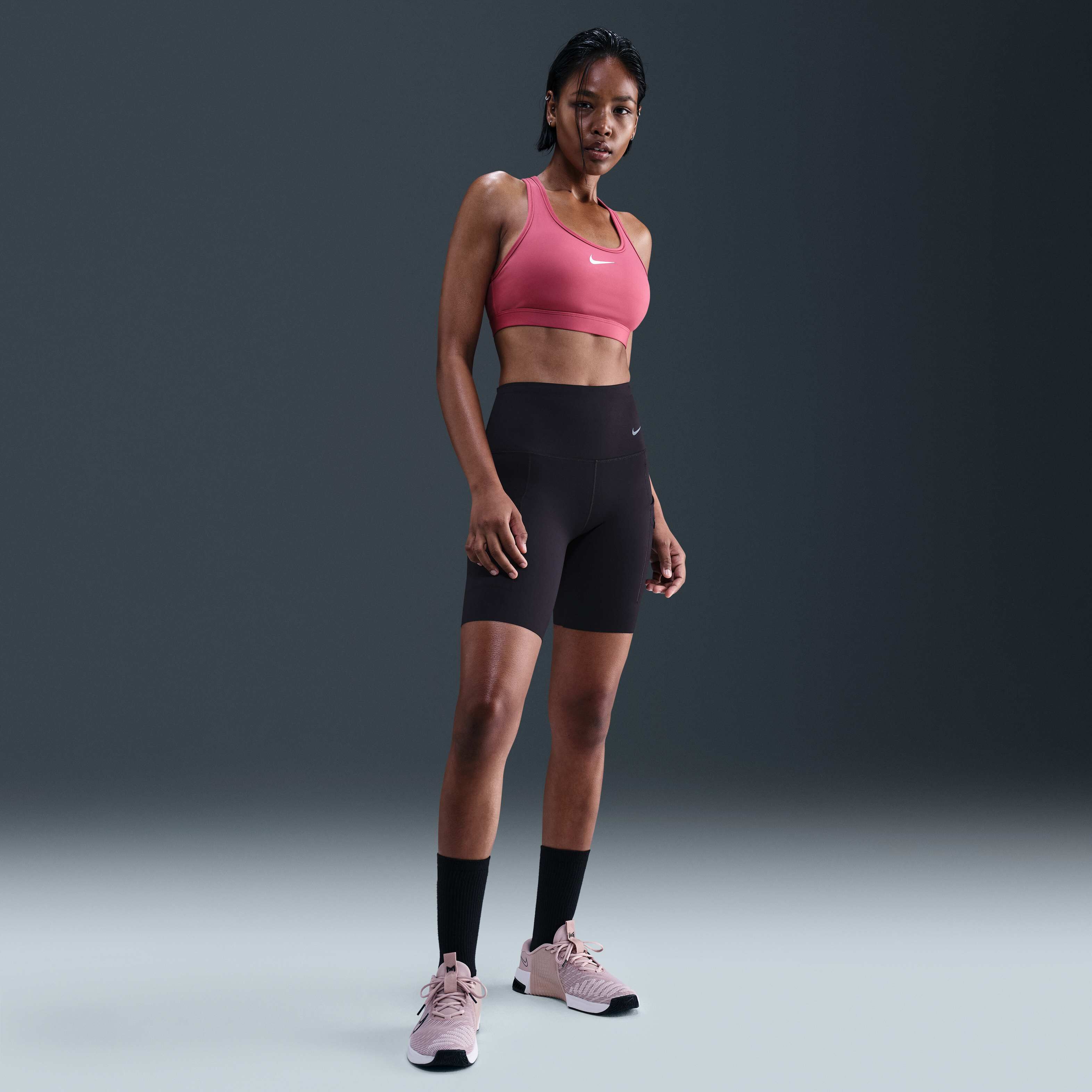 Nike Swoosh Medium-Support image number 3