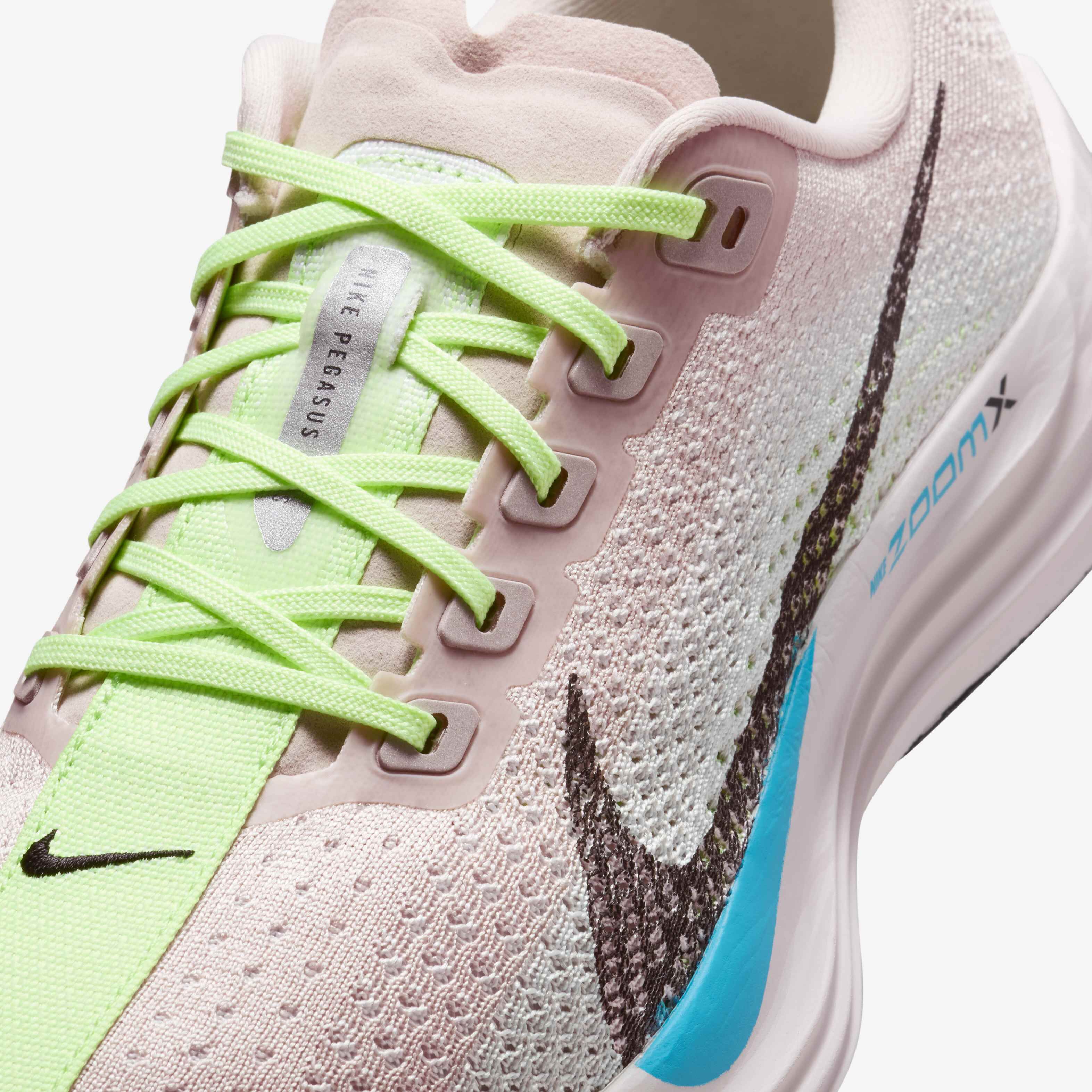 Nike Pegasus Plus image number 6