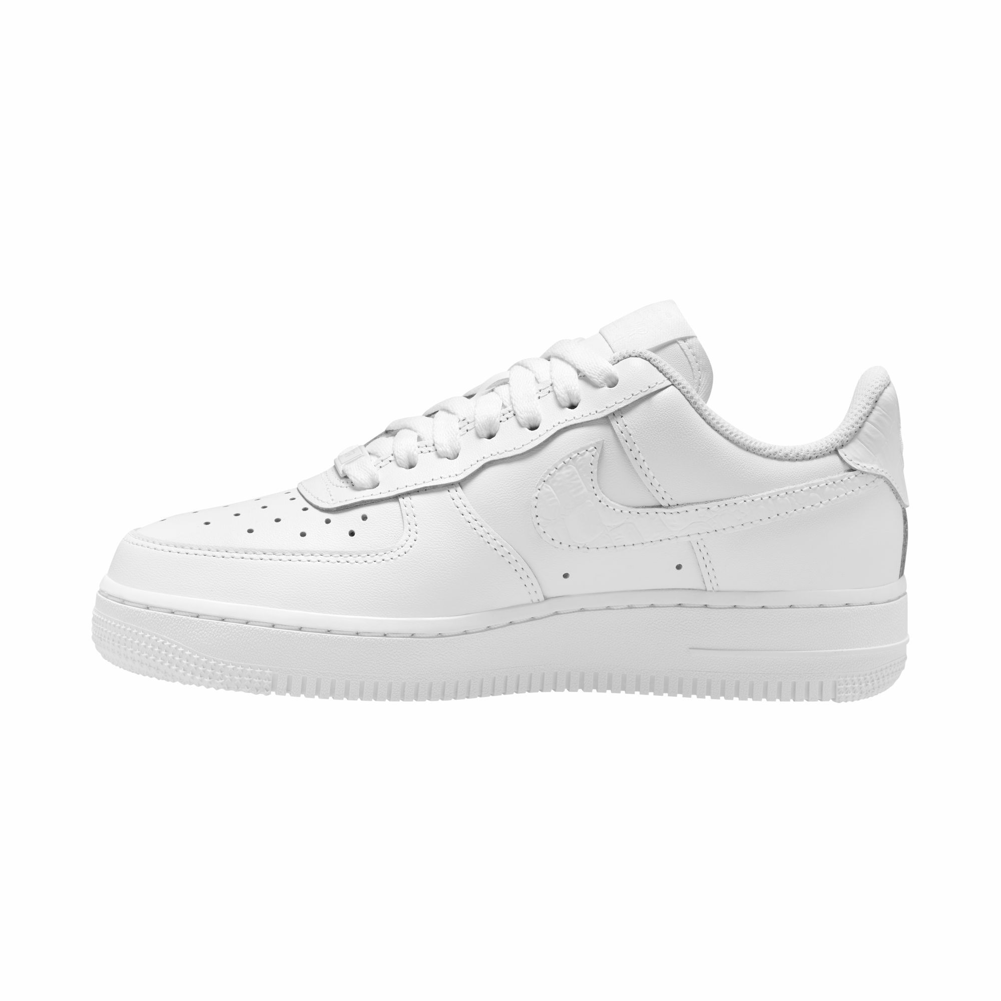 Nike Air Force 1 '07 SE image number 4