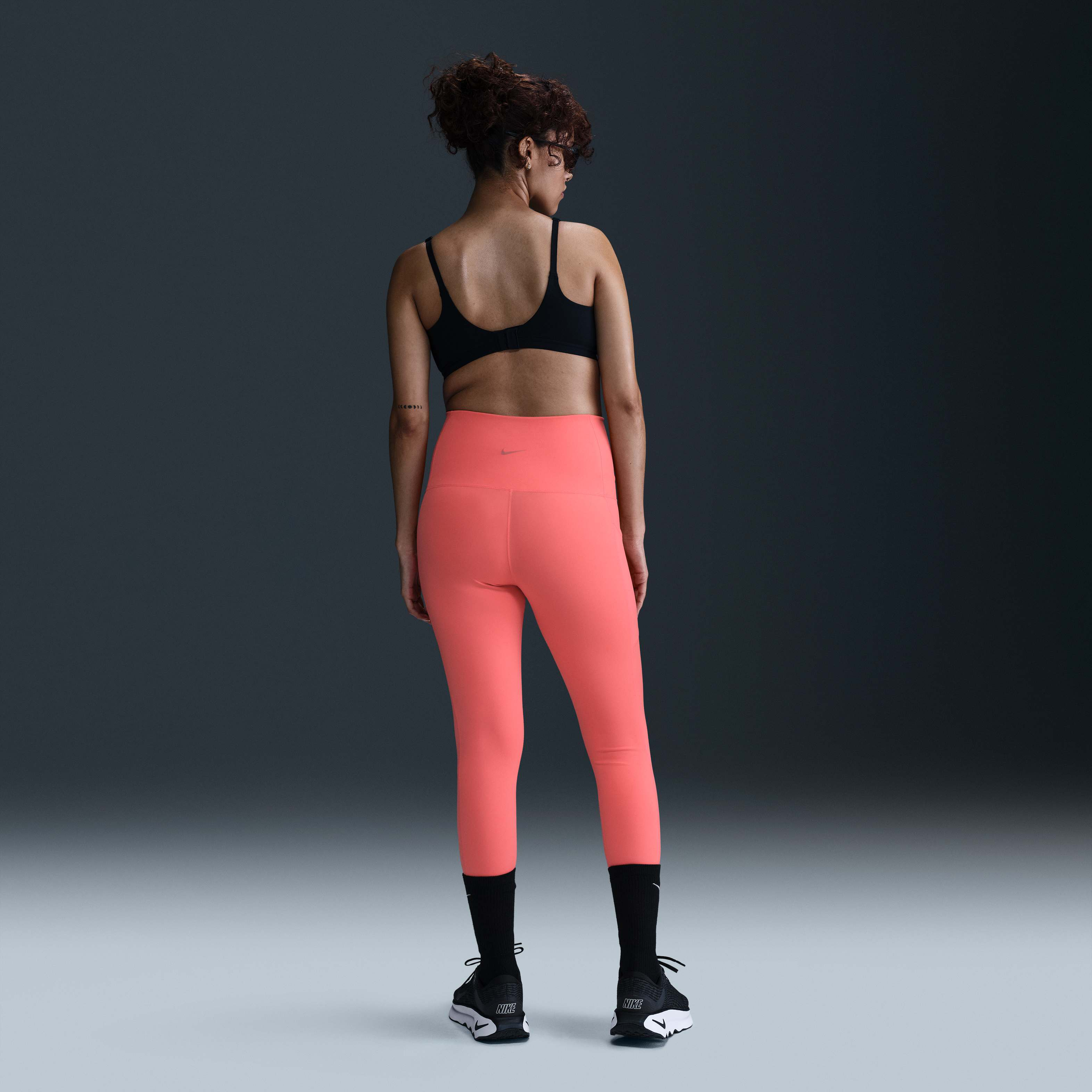 نايكي ون (للأمومة) image number 3