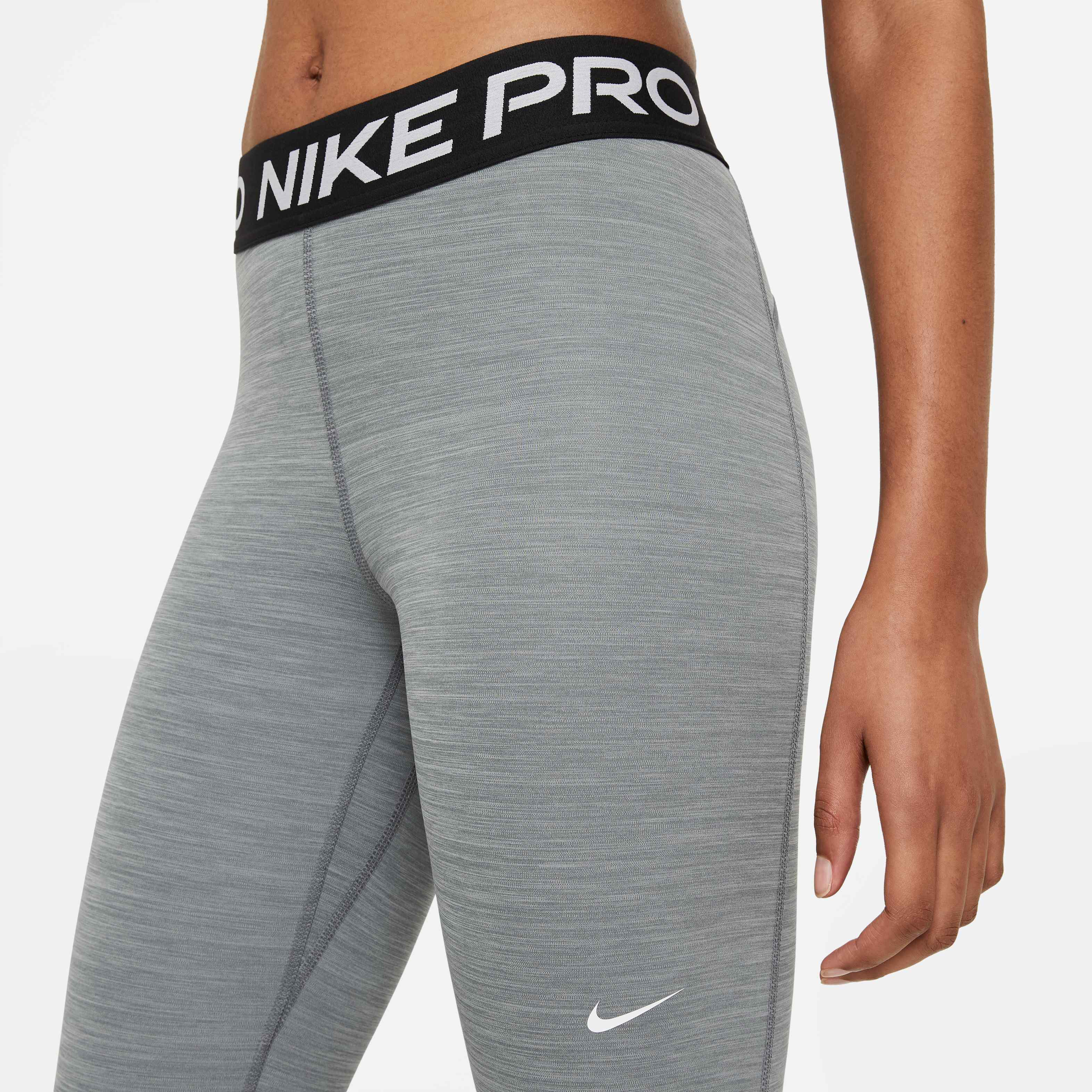 Nike Pro image number 2