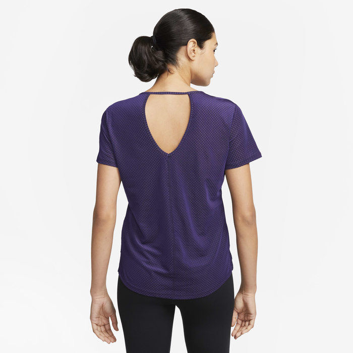 Nike Dri-FIT One Breathe image number 1 Nike Dri-FIT One Breathe image number 1