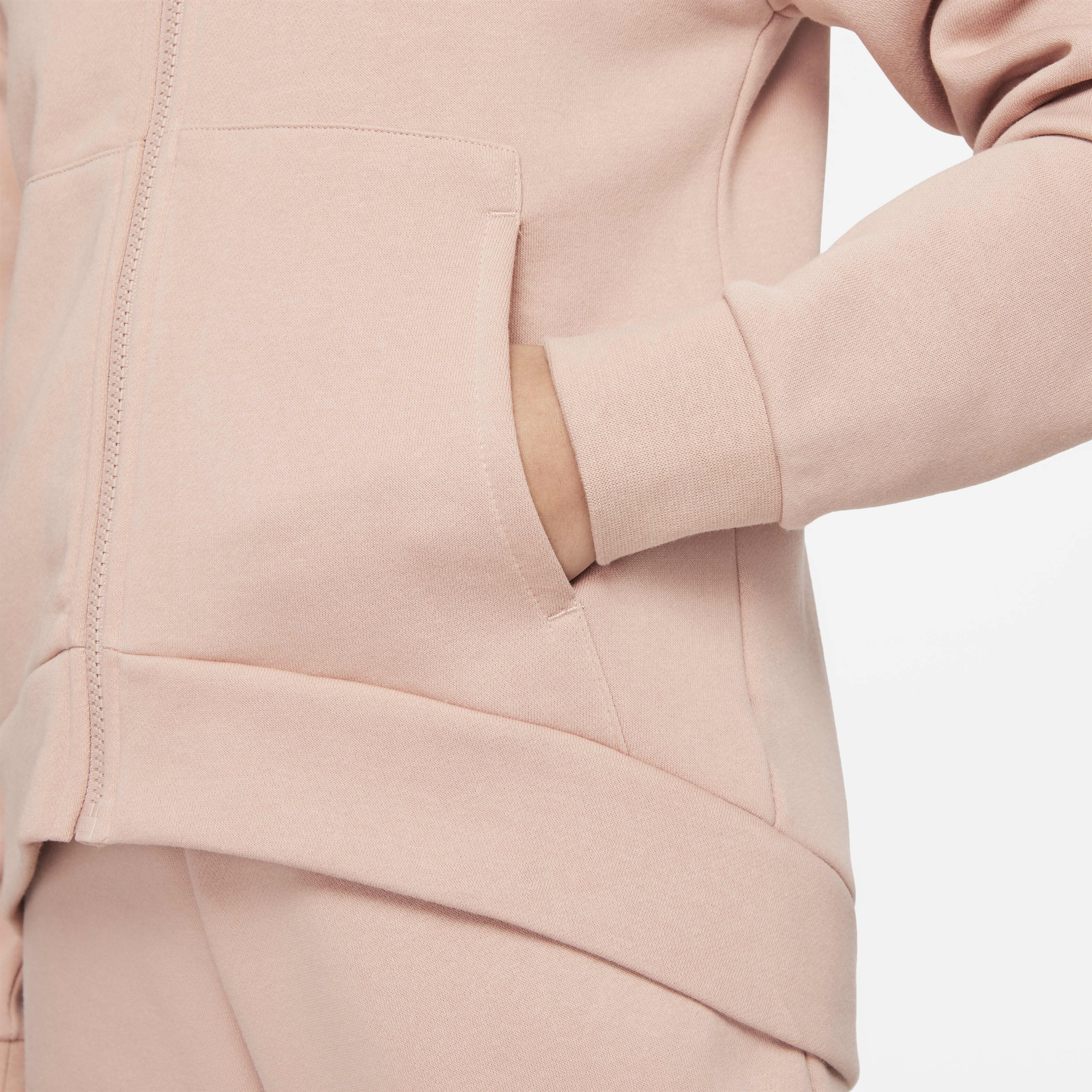 نايكي سبورتسوير كلوب فليس image number 4