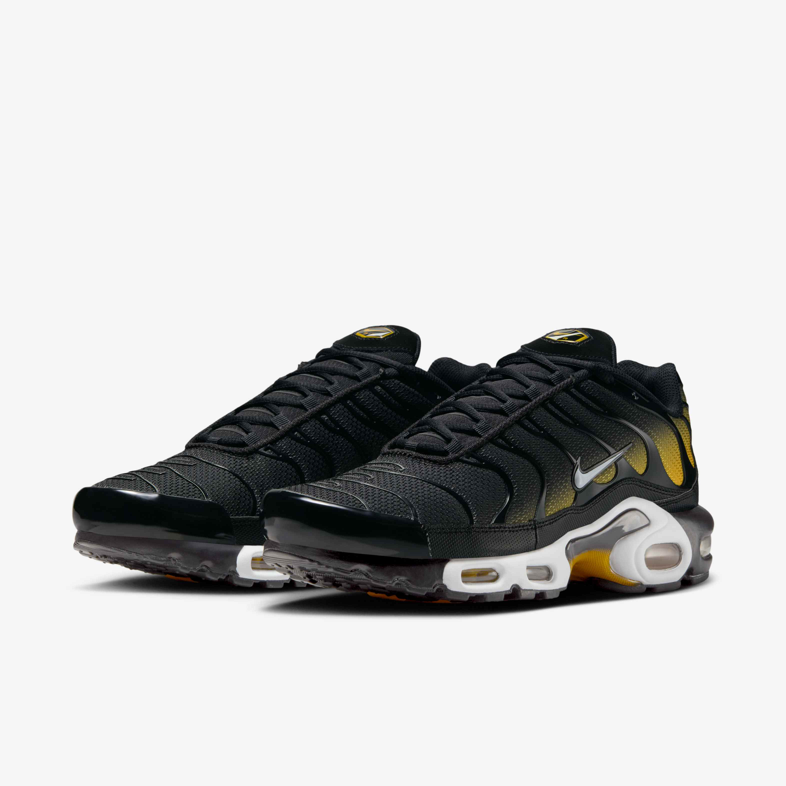 Nike Air Max Plus image number 4