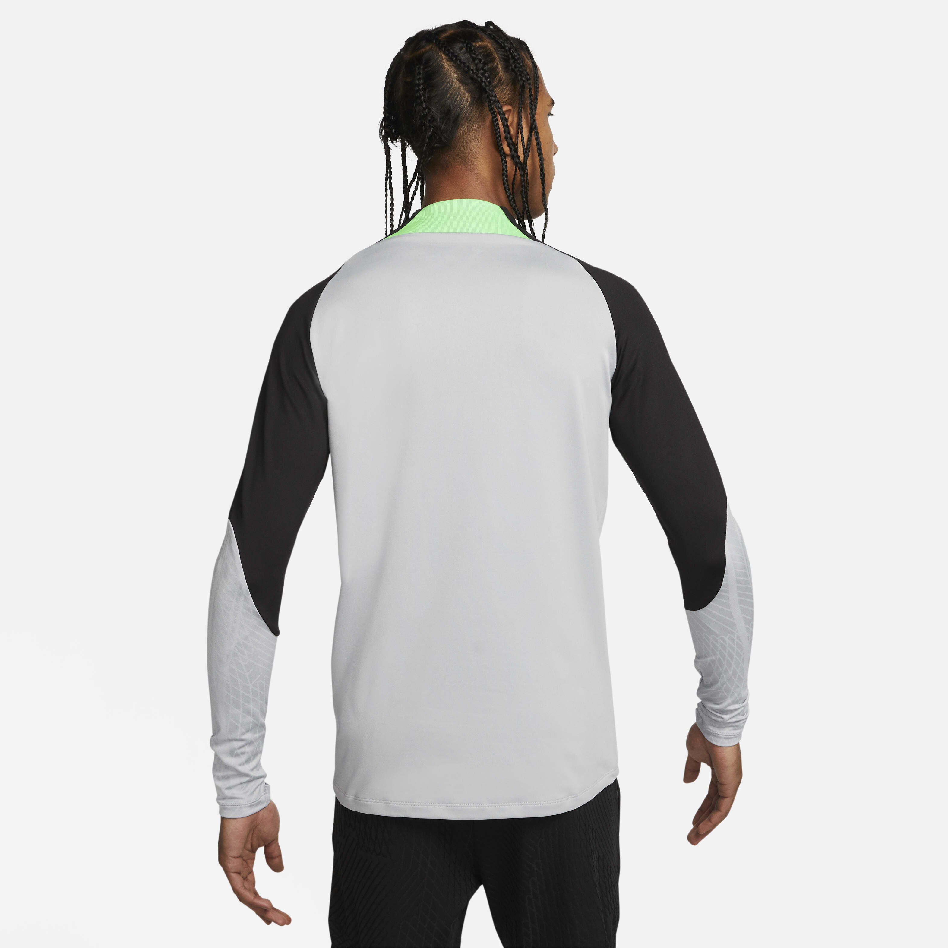 ليفربول F.C. سترايك image number 1