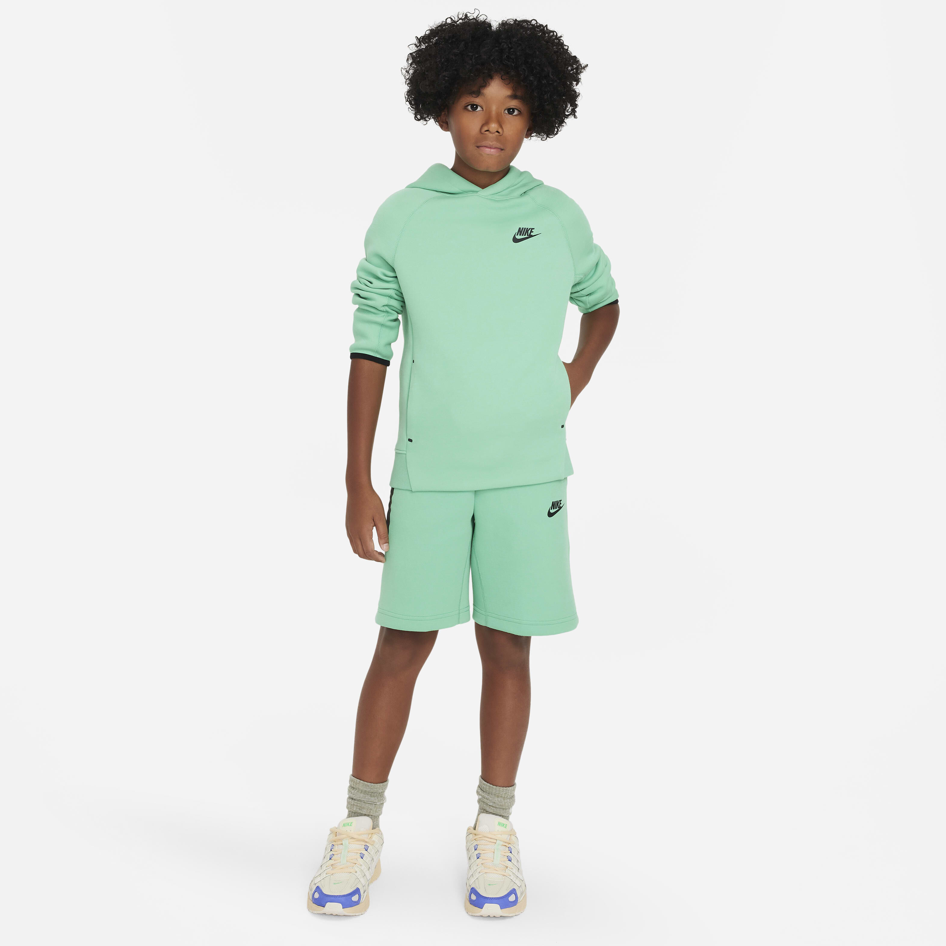 نايكي سبورتسوير تك فليس image number 5