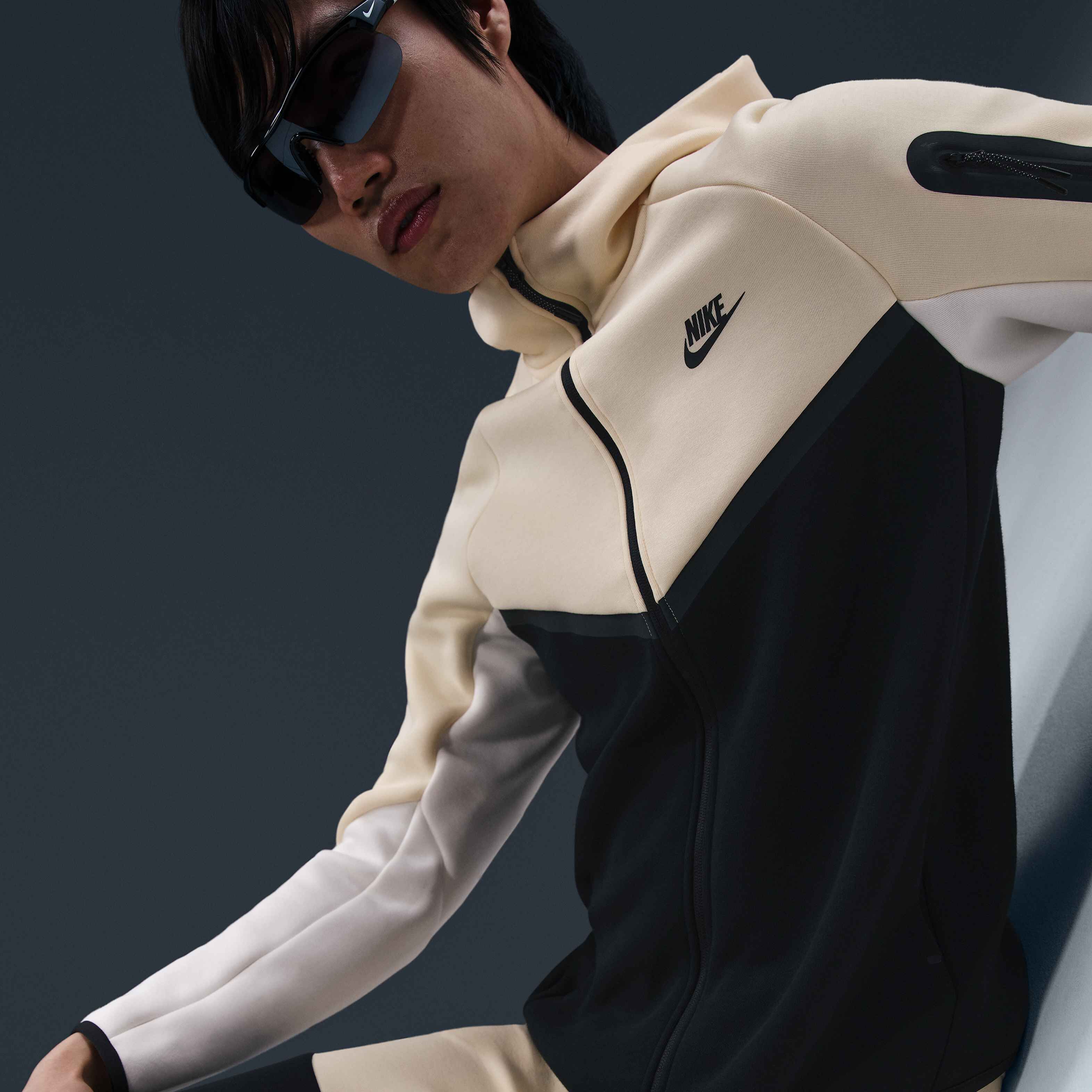 Nike Tech image number 2