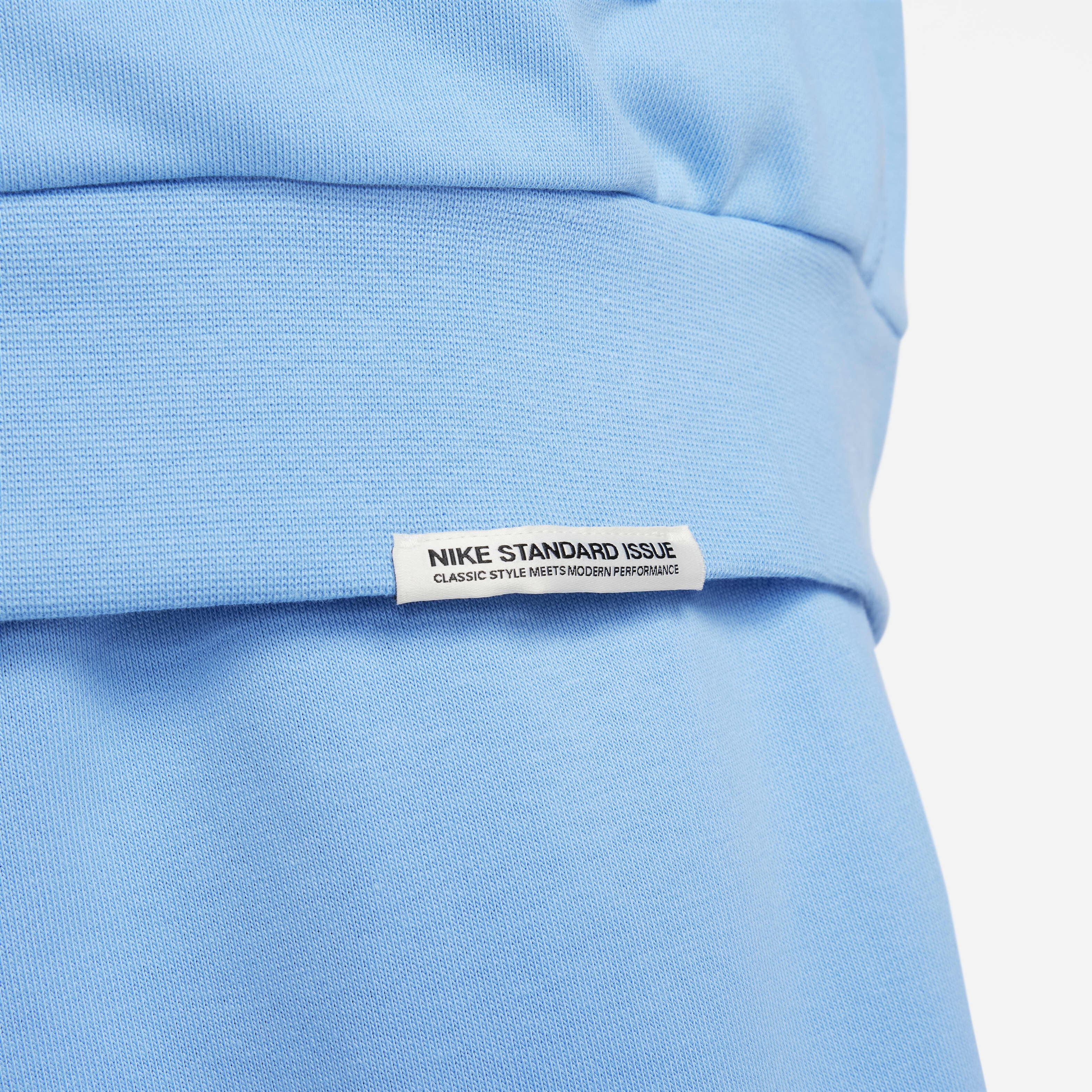 نايكي دراي-فِت ستاندرد ايشيو image number 14