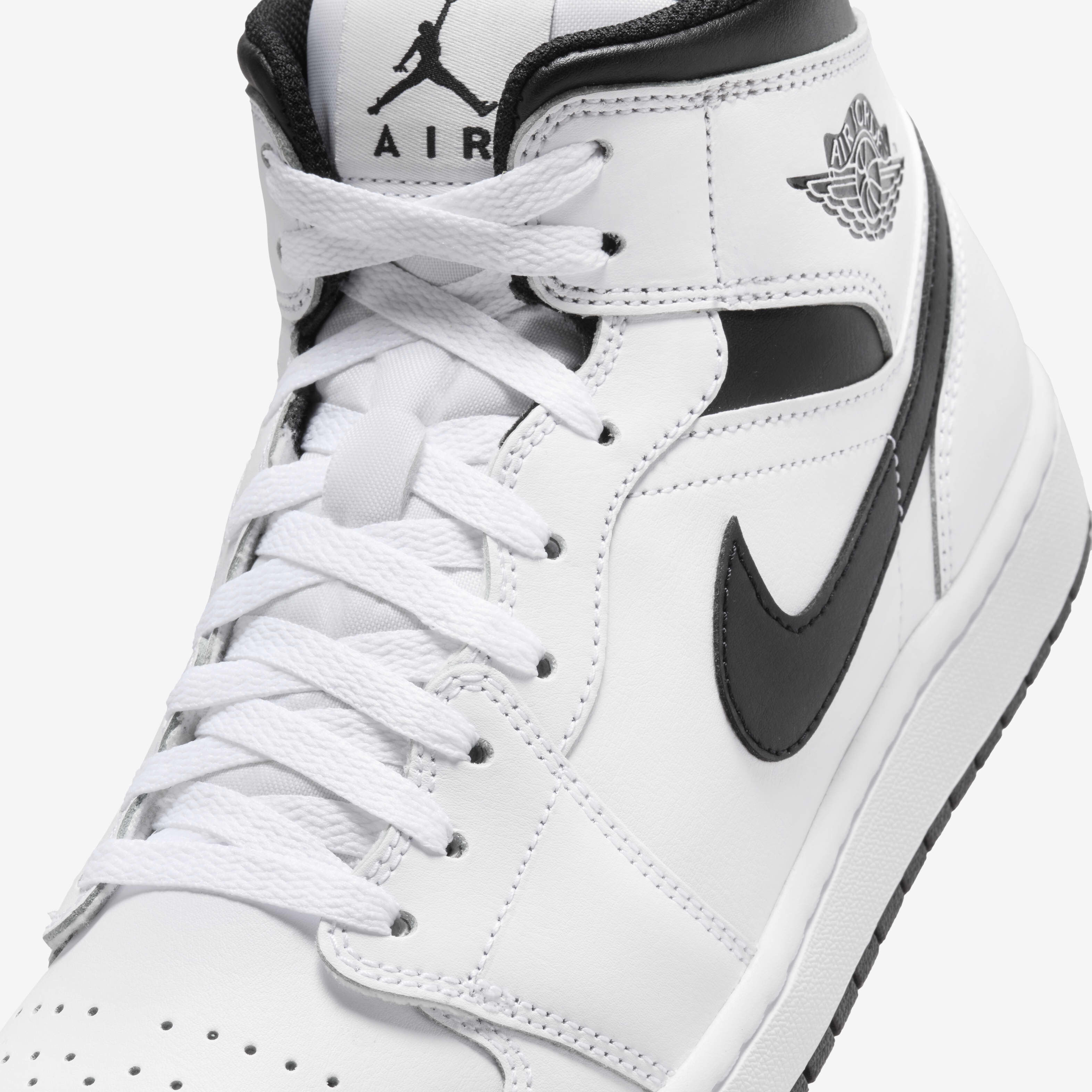 Air Jordan 1 Mid image number 6