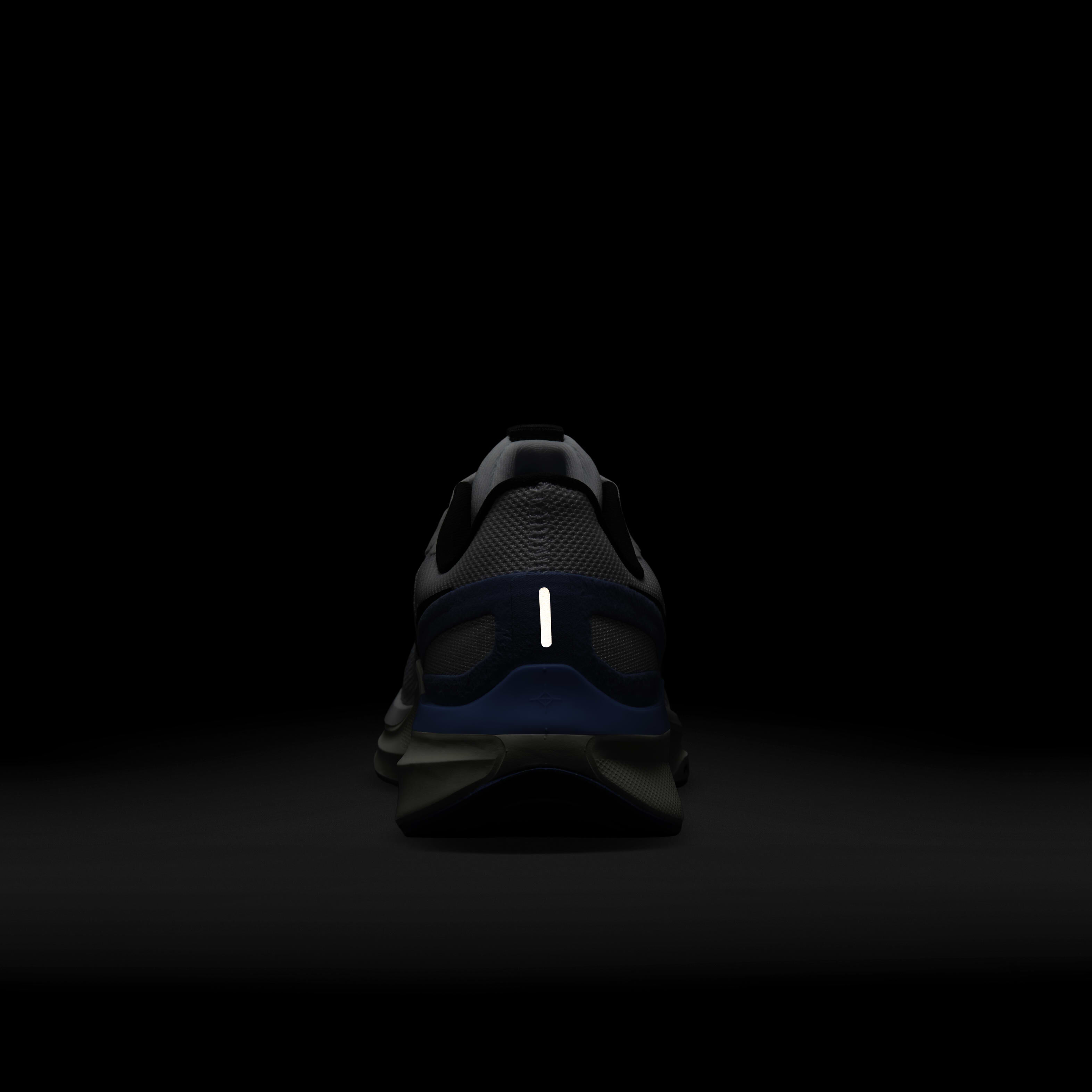 Nike Structure 25 image number 7